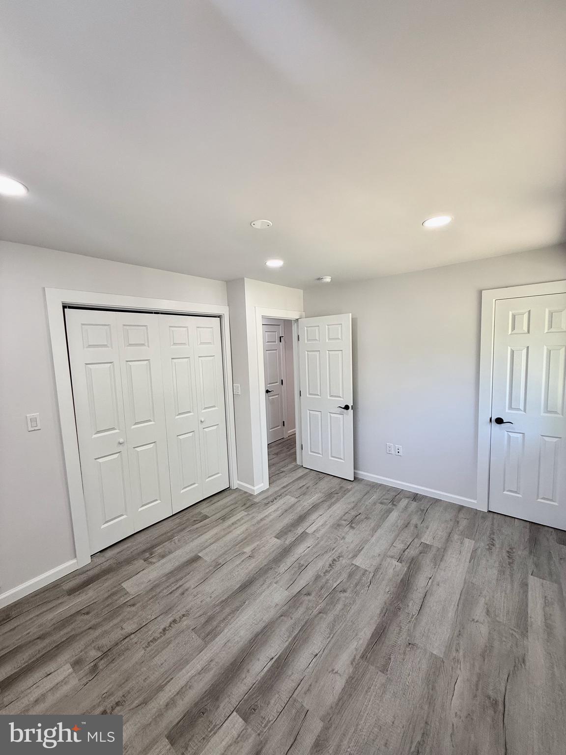 FOREST KNOLLS - Residential