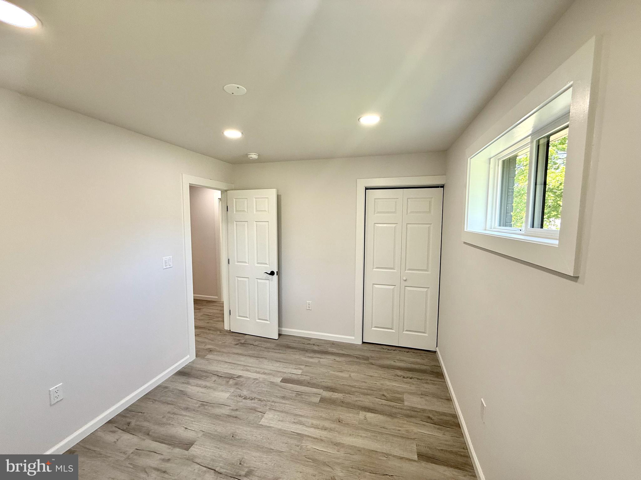 FOREST KNOLLS - Residential