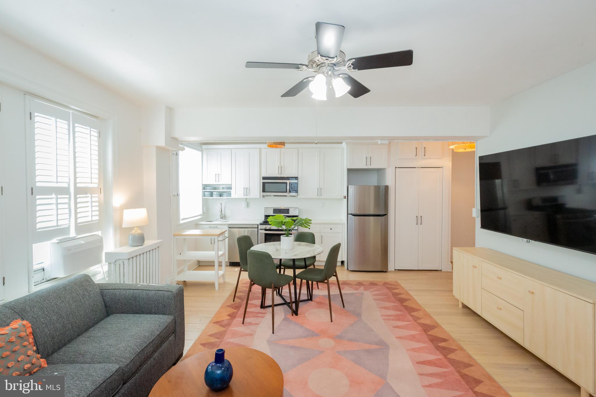 1954 COLUMBIA ROAD NW 602