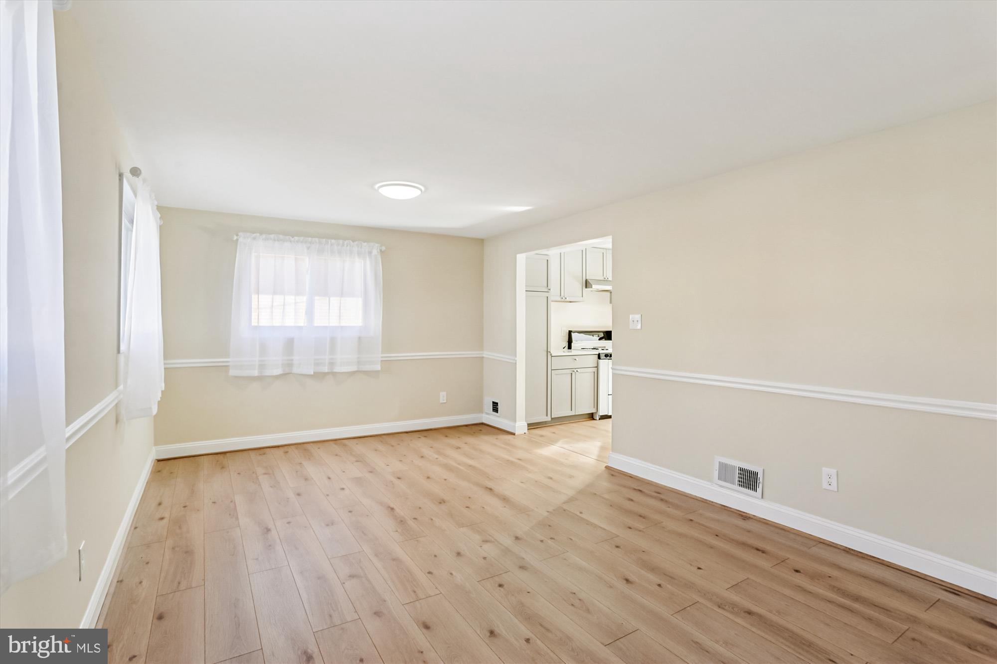 GARRETT FOREST - Residential Lease