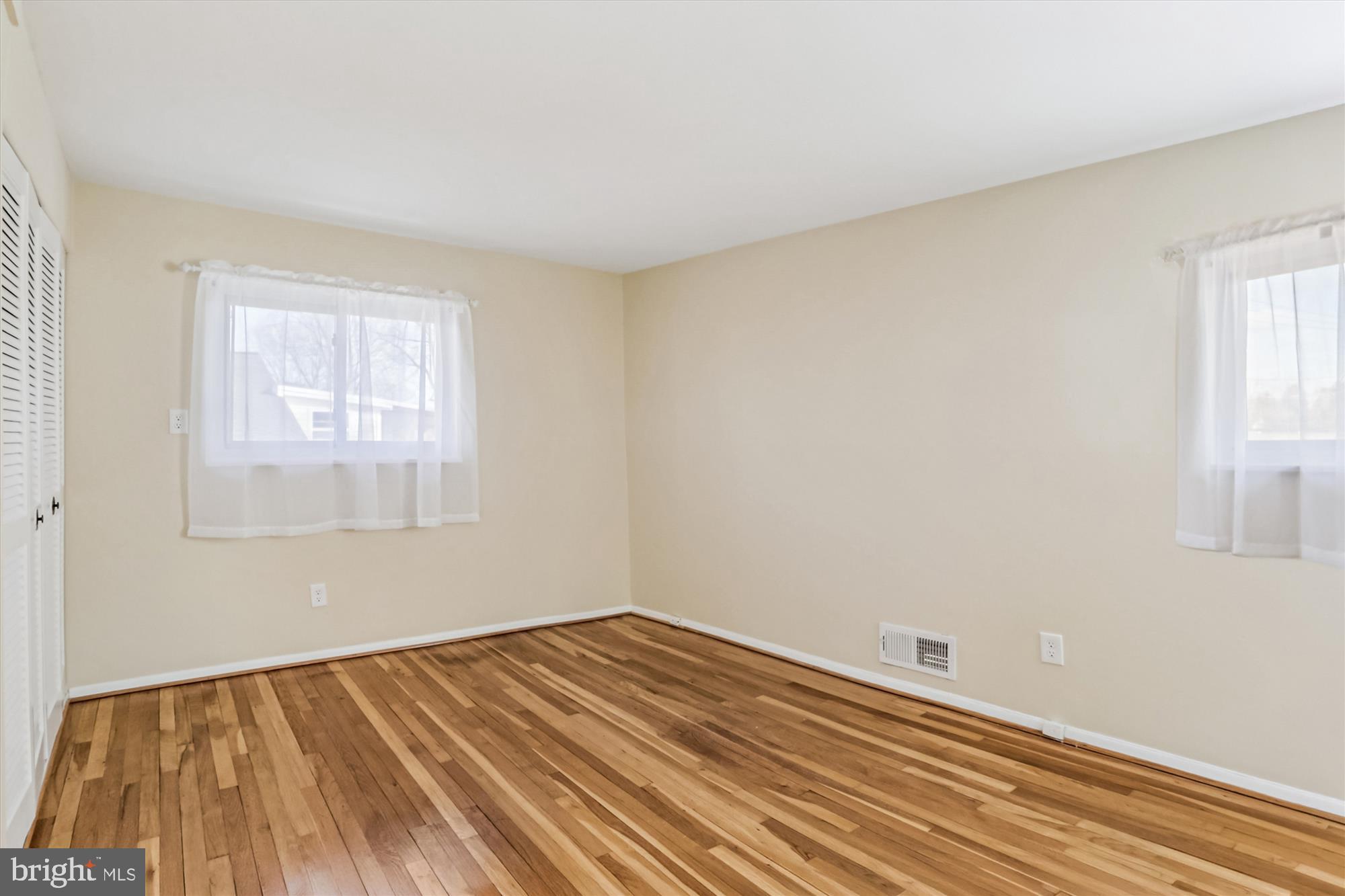 GARRETT FOREST - Residential Lease