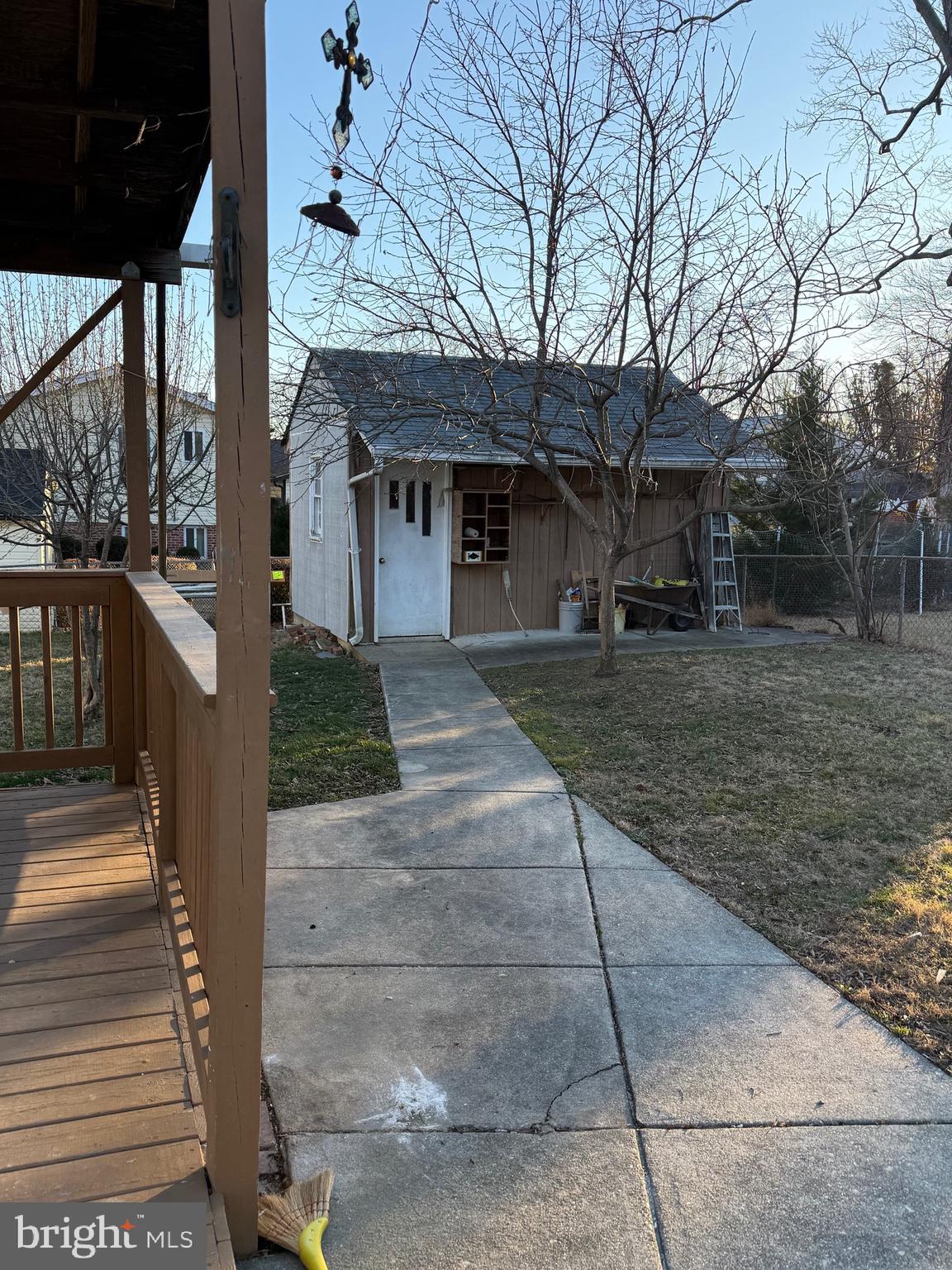 GARRETT FOREST - Residential Lease