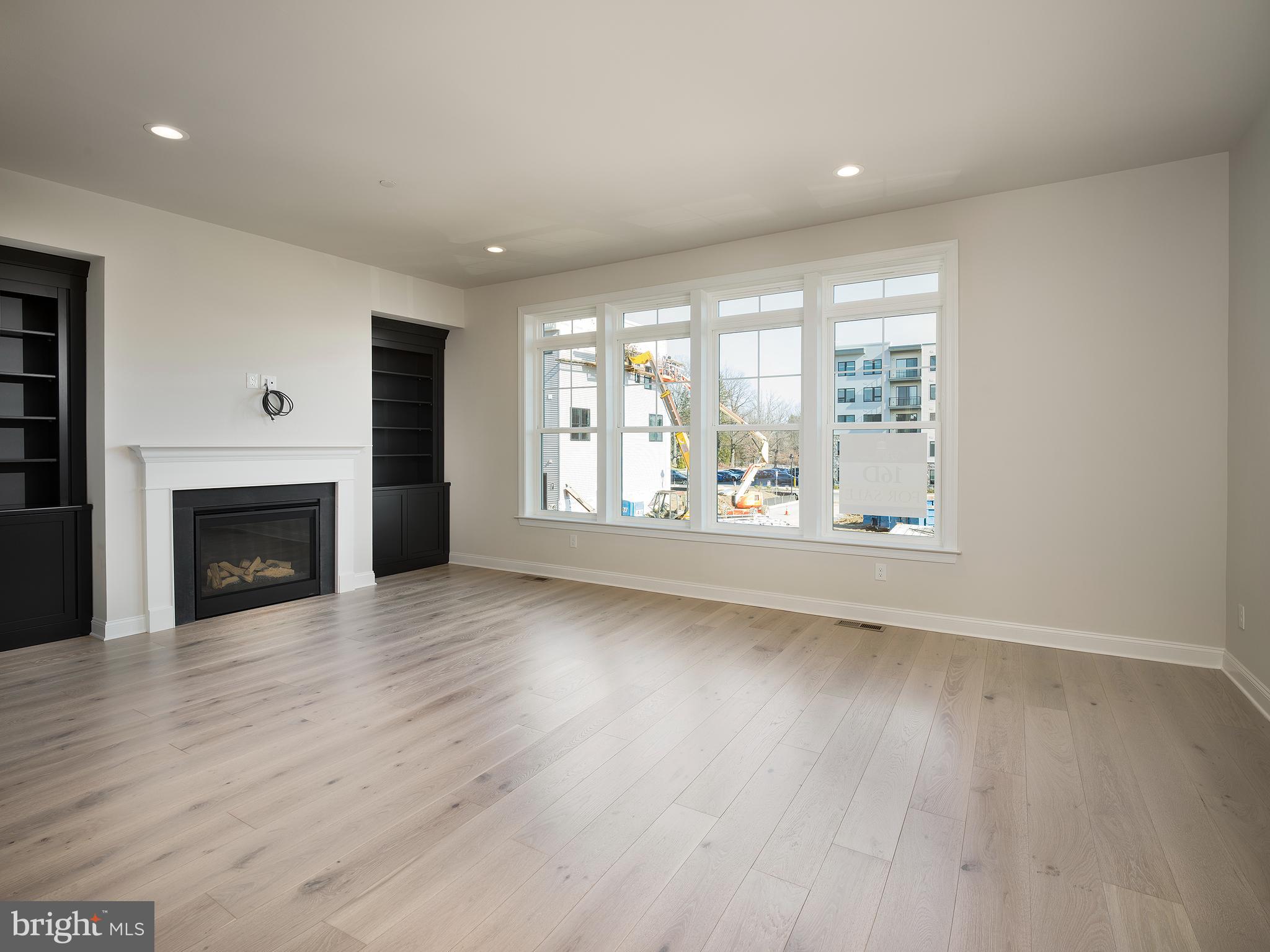 NEWTOWN WALK AT ELLIS PRESERVE - Residential