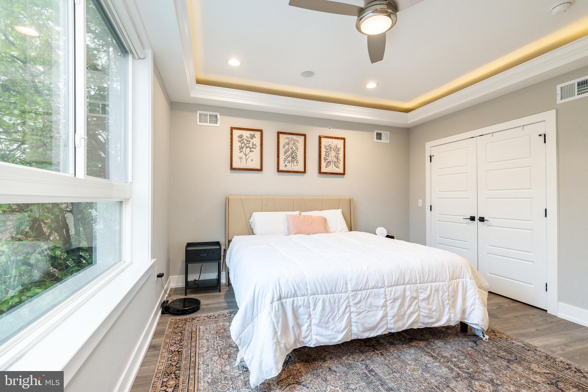 NORRIS SQUARE - Residential