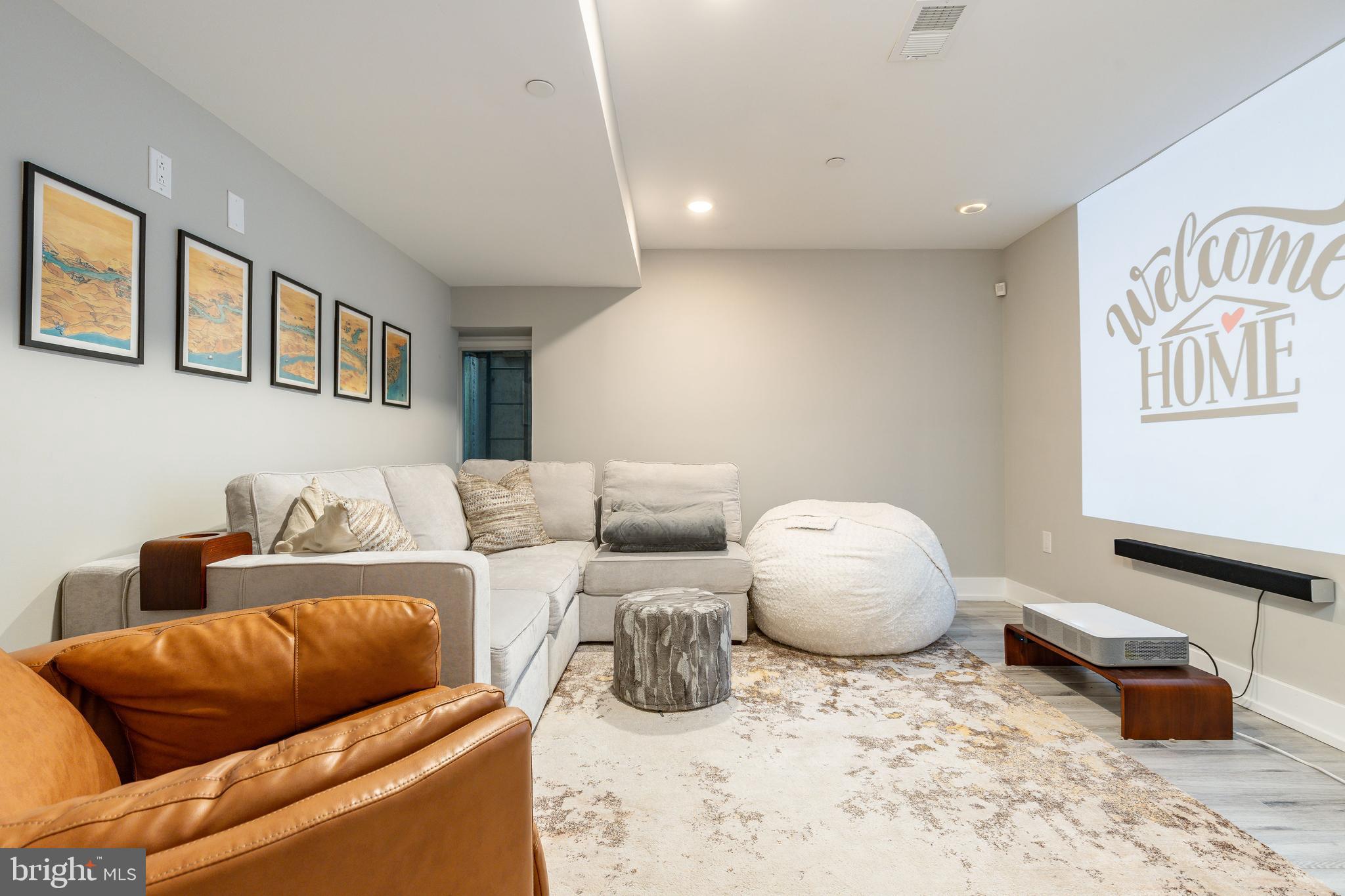 NORRIS SQUARE - Residential