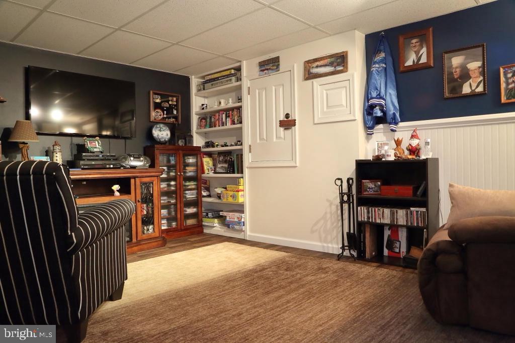 MALLARD POND - Residential