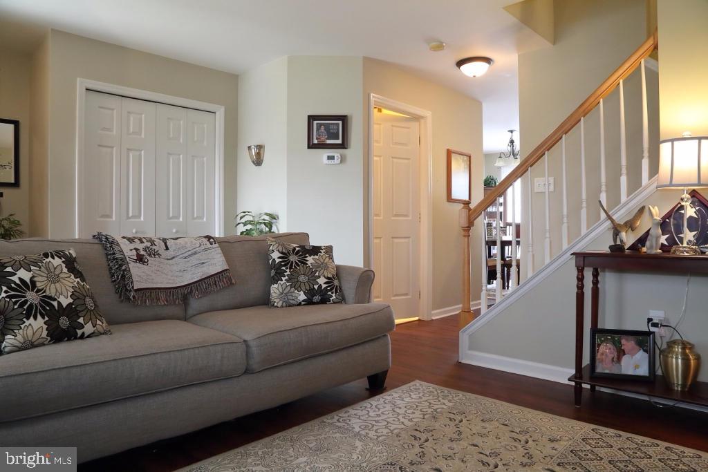 MALLARD POND - Residential