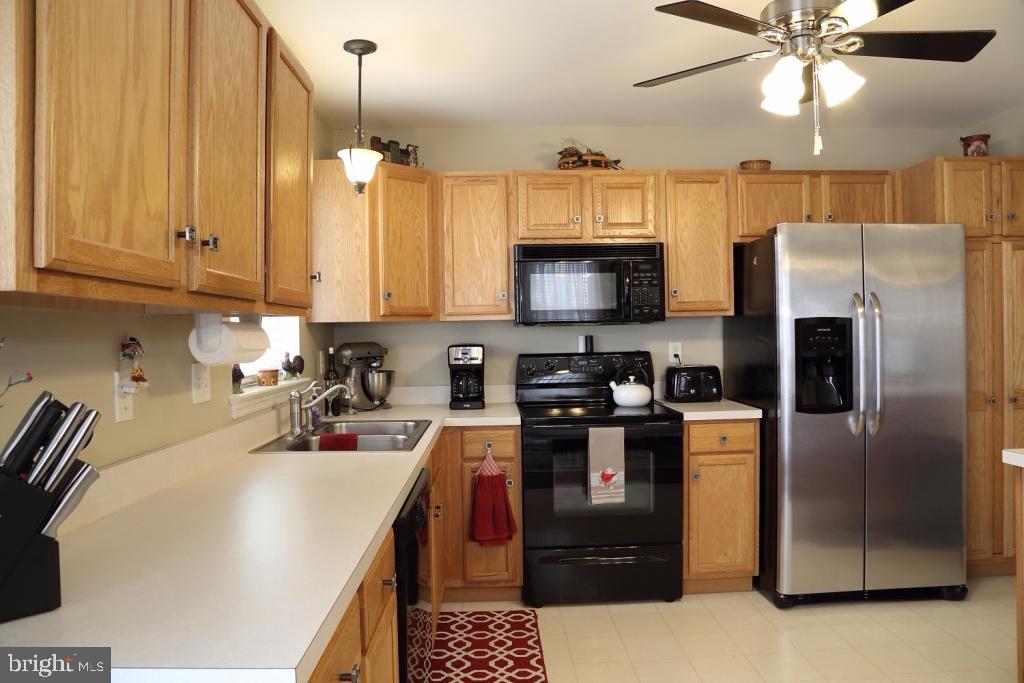 MALLARD POND - Residential