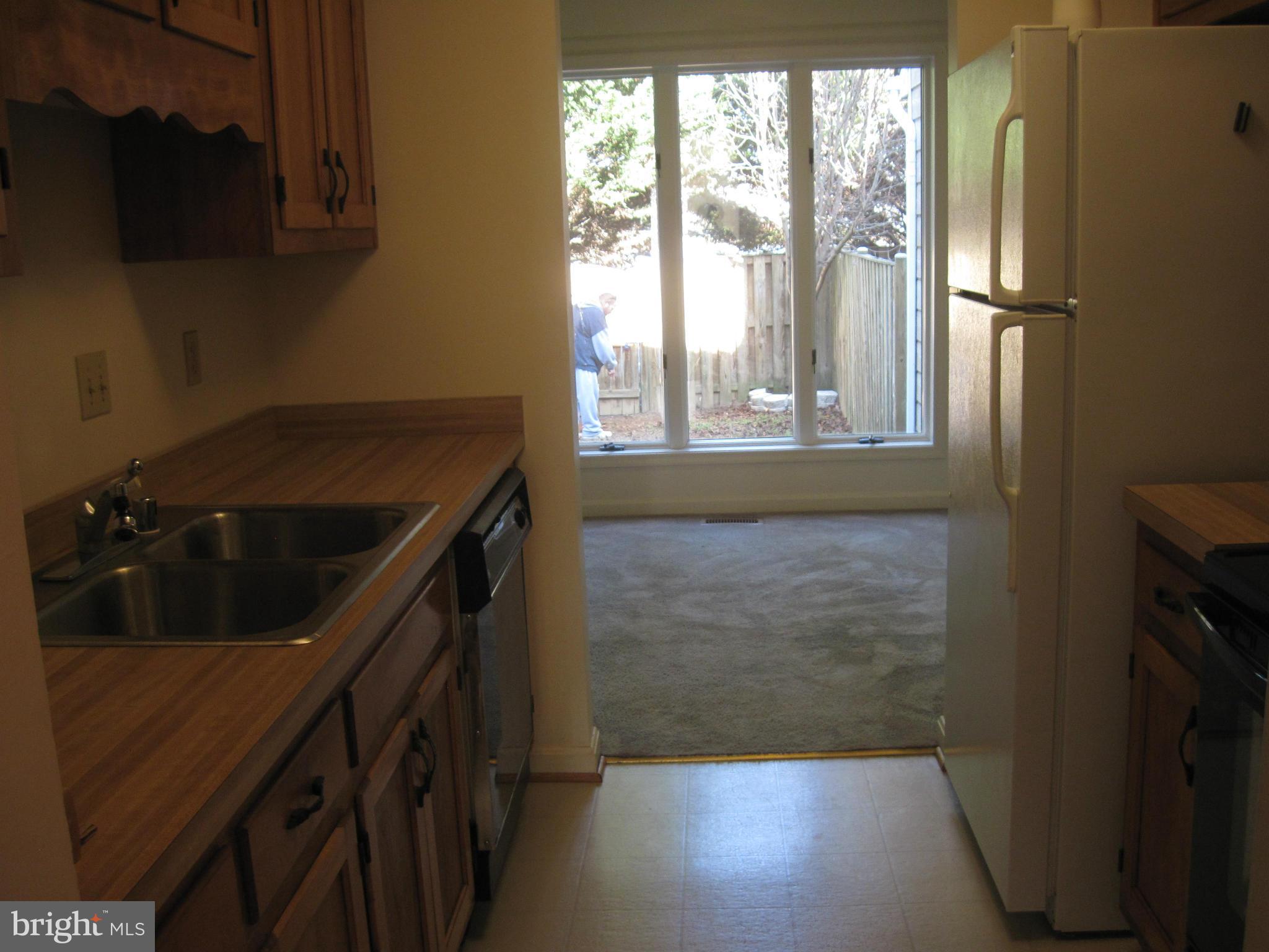 GREENVIEW WEST - Residential Lease