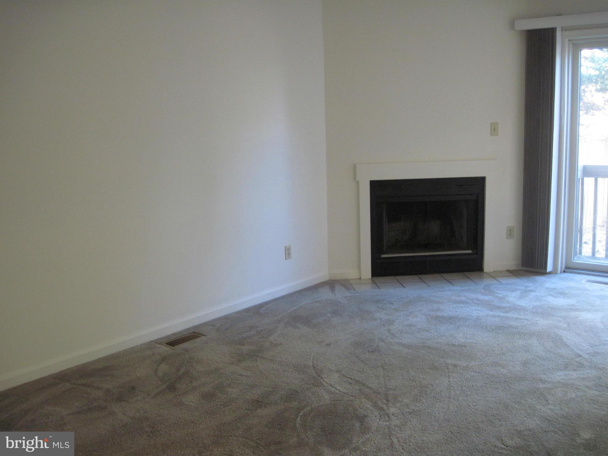 GREENVIEW WEST - Residential Lease