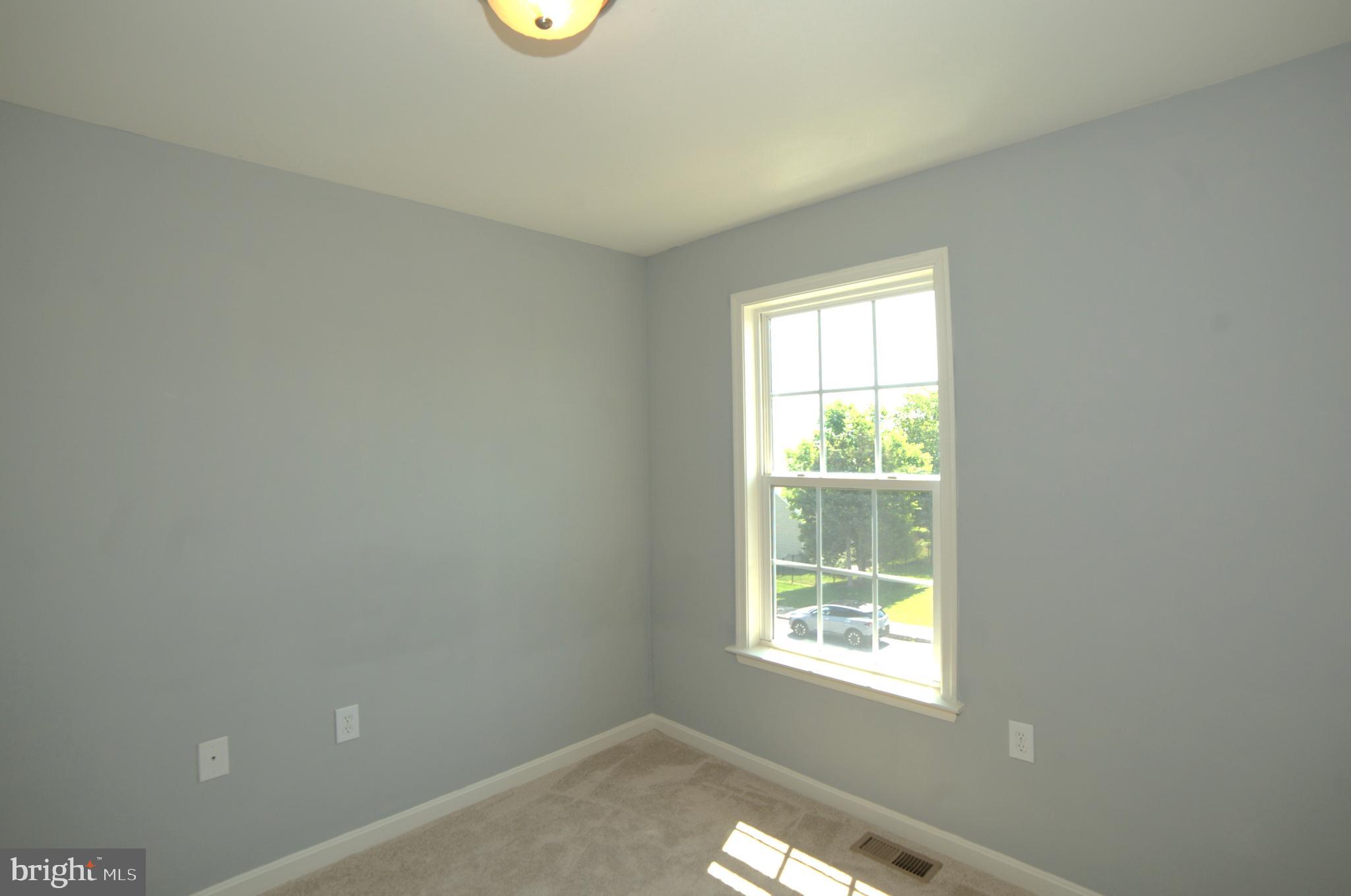 HAMMONDS MILL - Residential