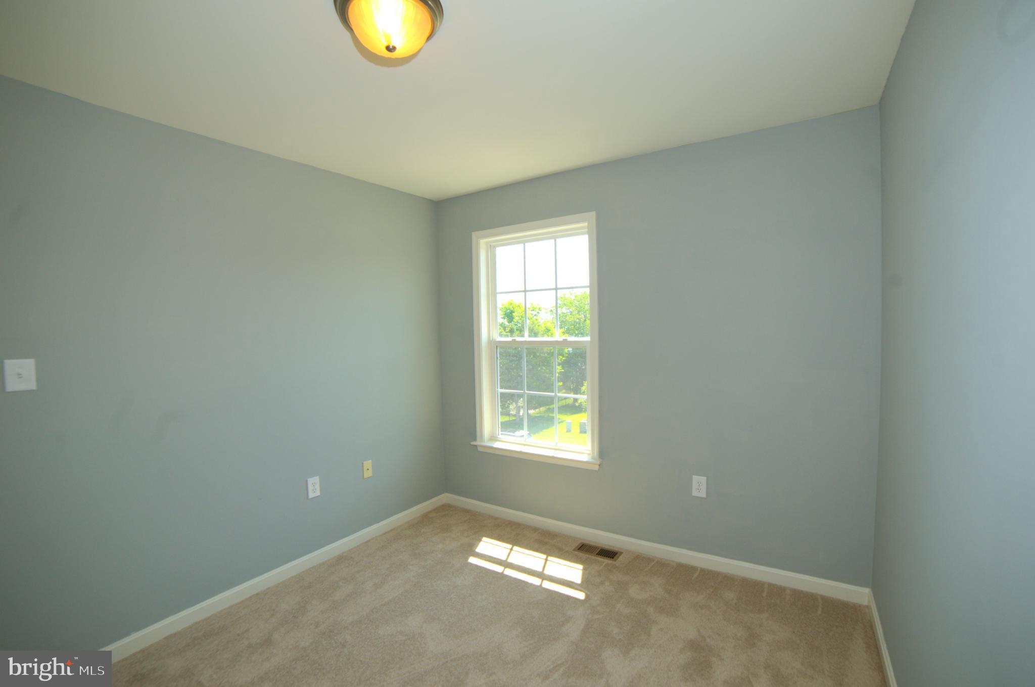 HAMMONDS MILL - Residential