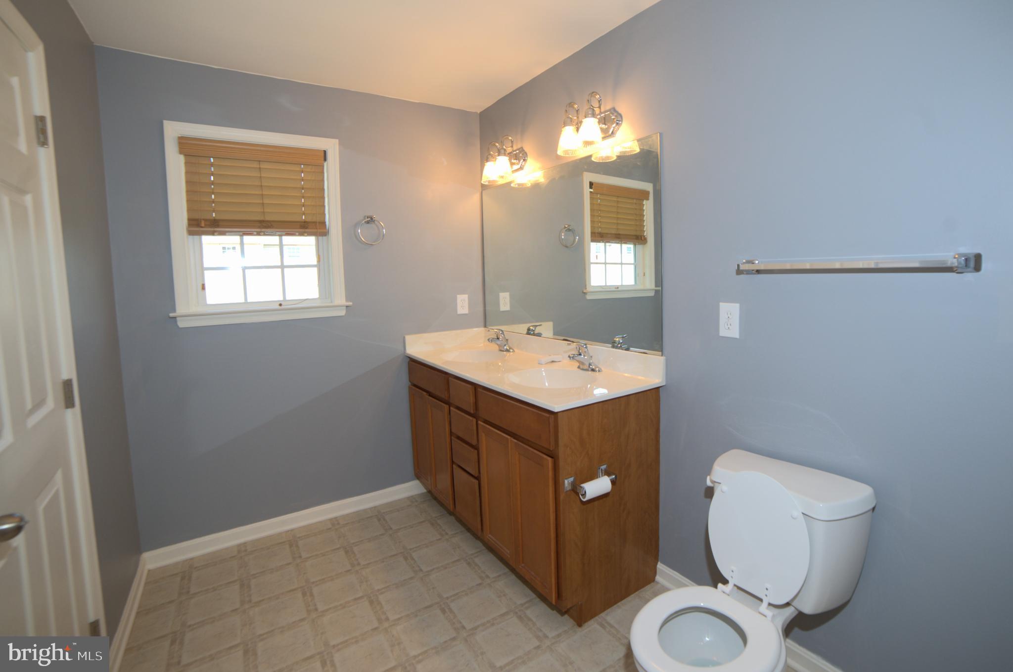 HAMMONDS MILL - Residential