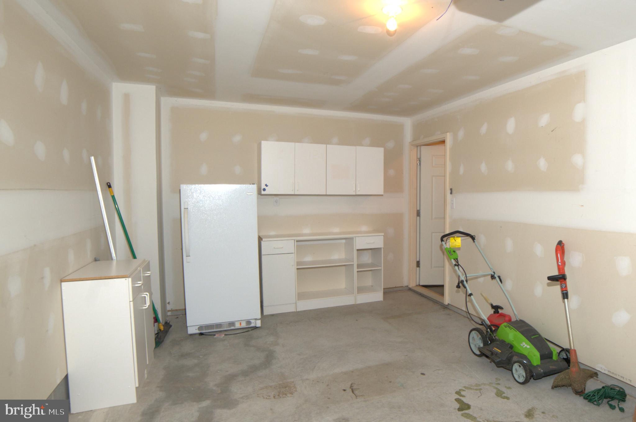 HAMMONDS MILL - Residential