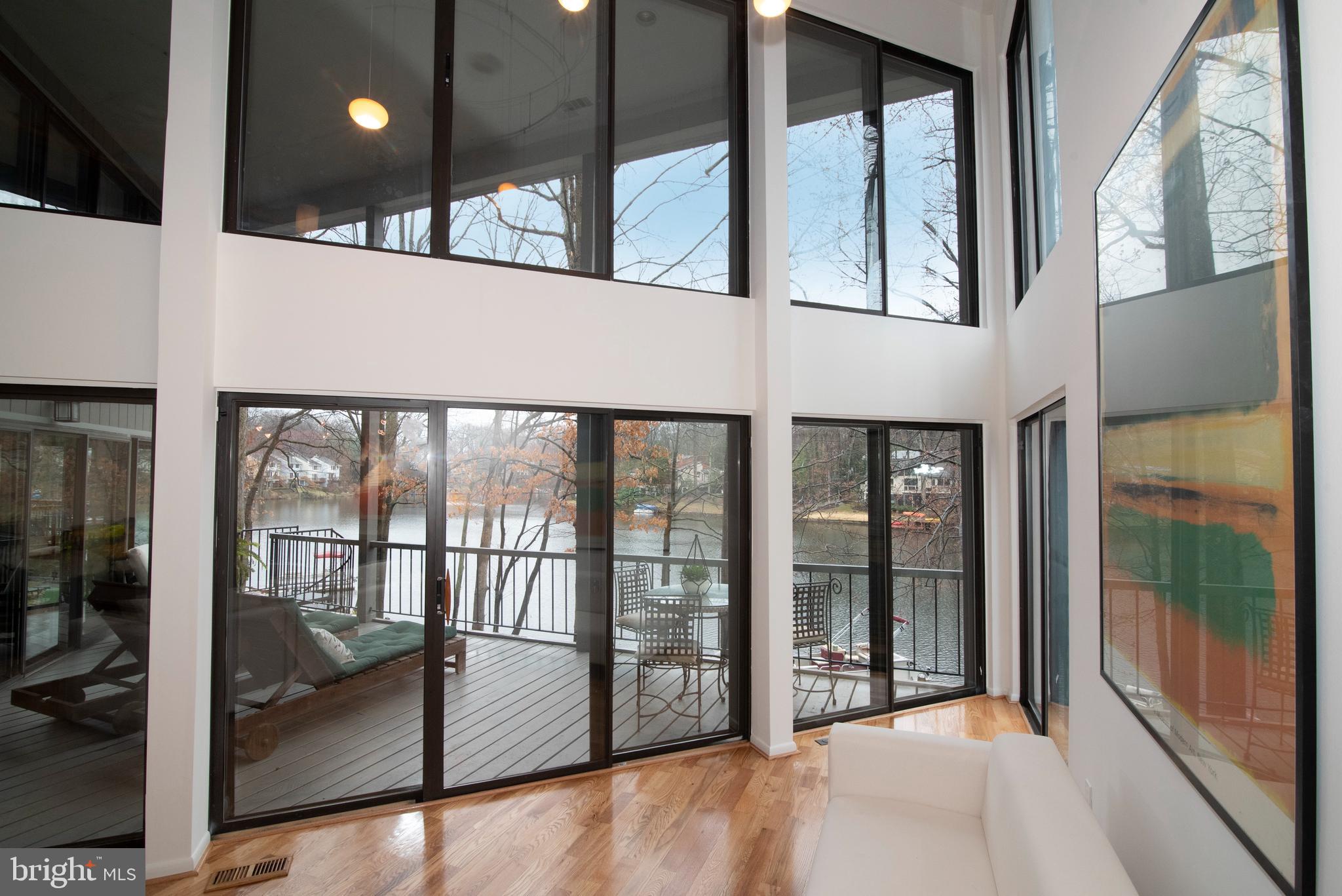 RESTON - Residential