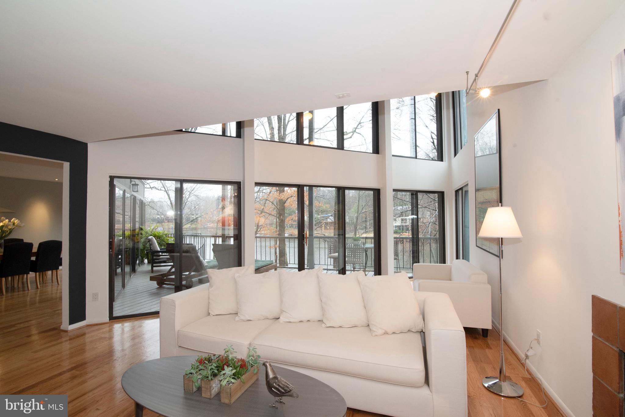 RESTON - Residential