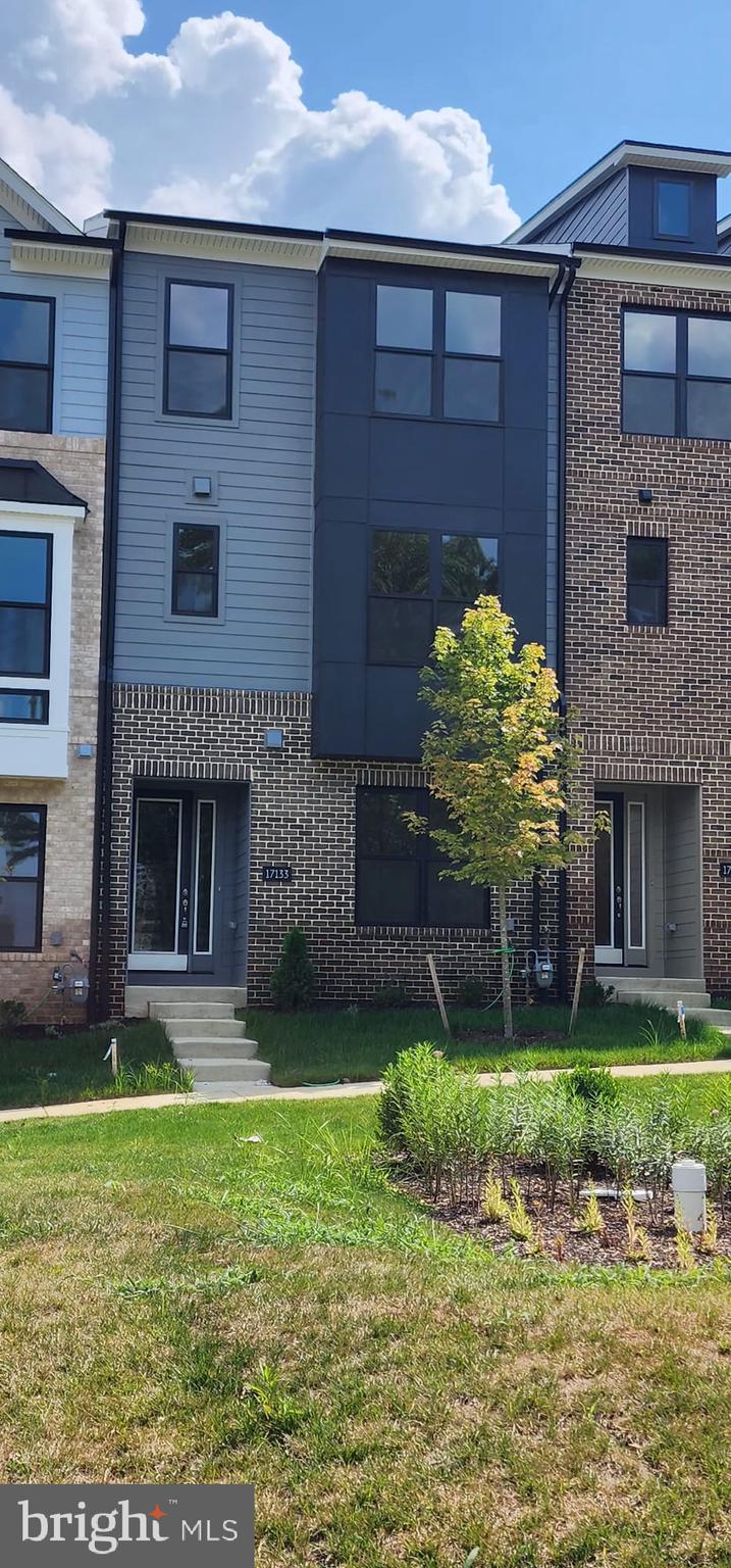 MILL BRANCH - Residential Lease