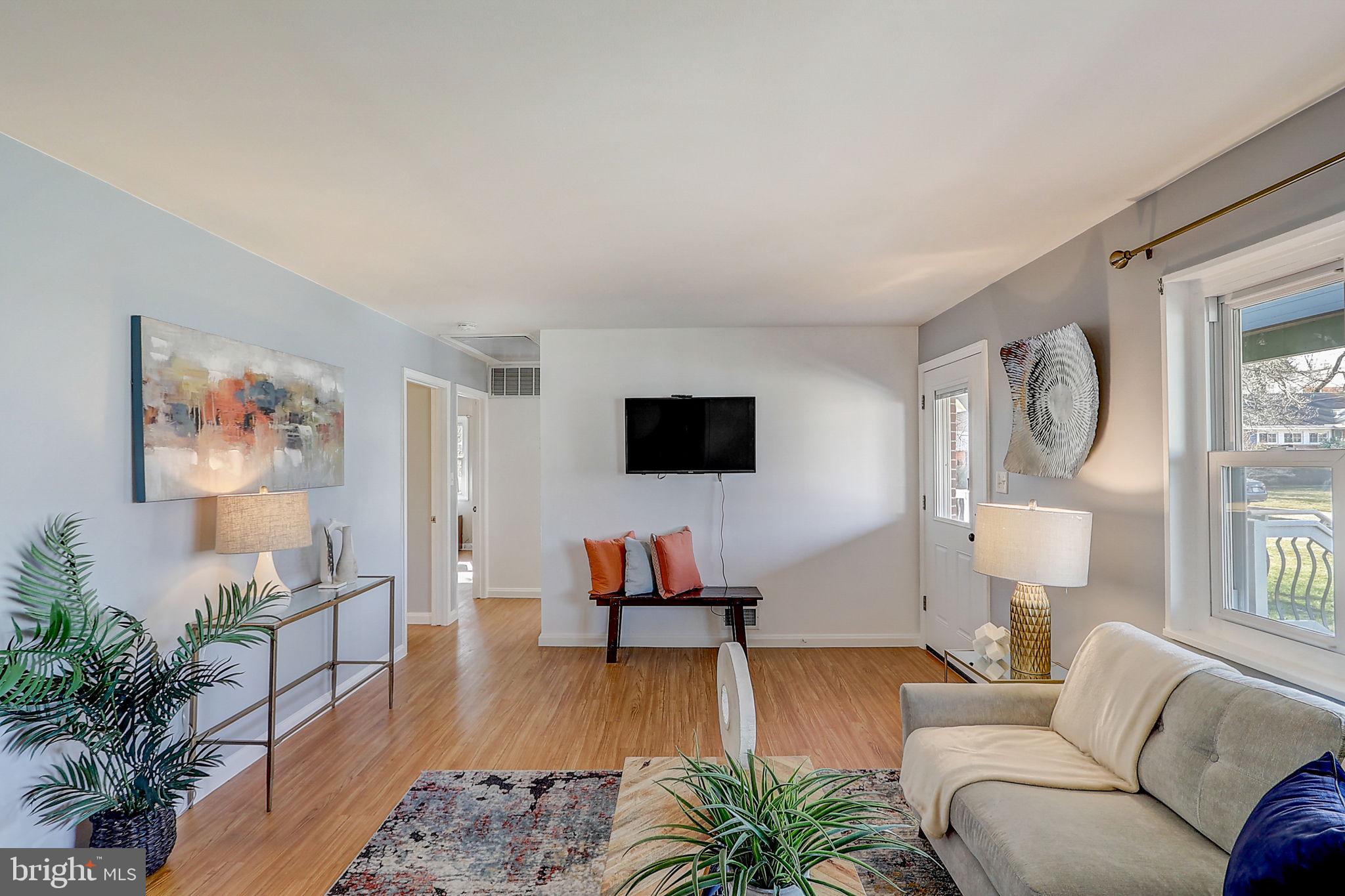 VIRGINIA HILLS - Residential
