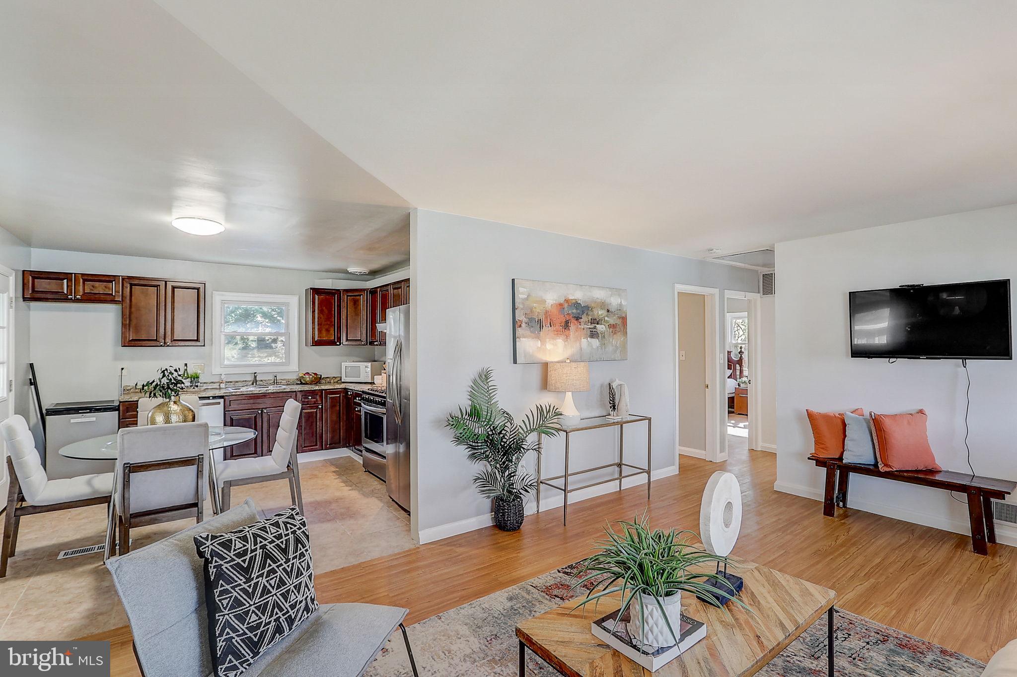 VIRGINIA HILLS - Residential