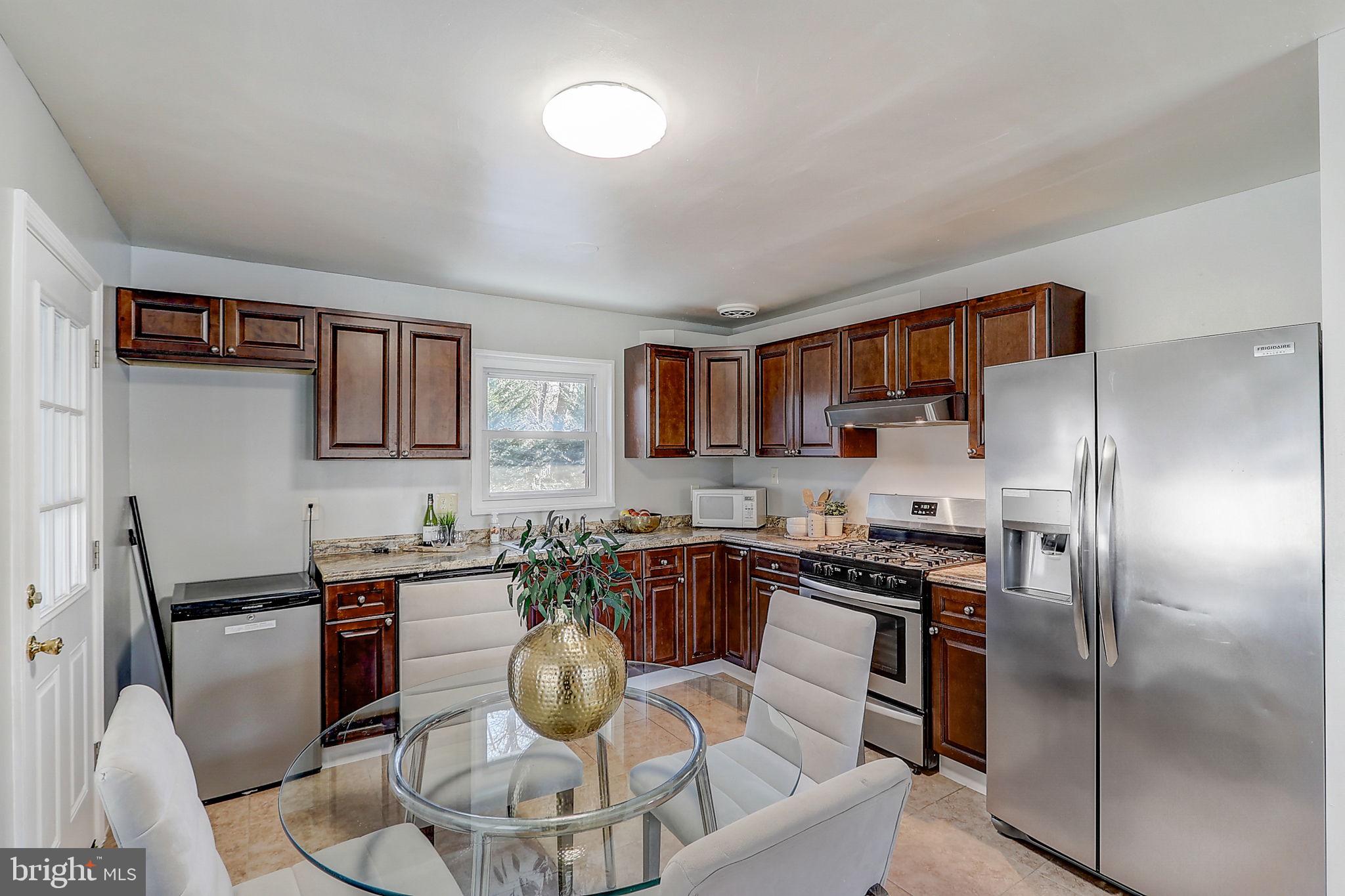VIRGINIA HILLS - Residential