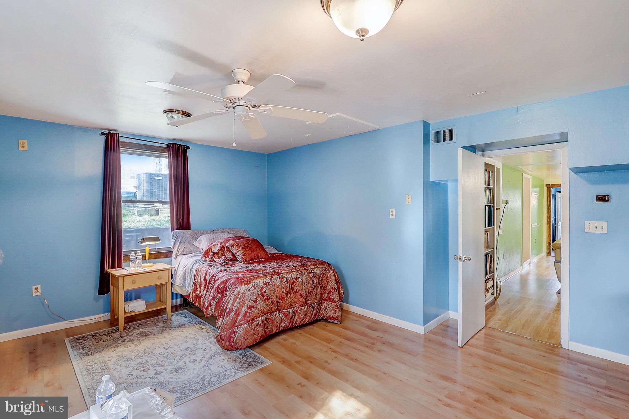 VIRGINIA HILLS - Residential