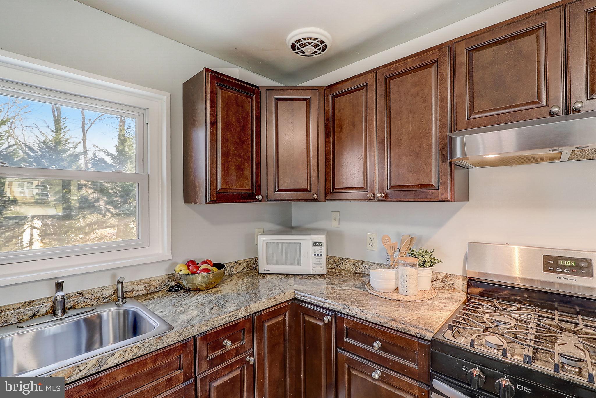 VIRGINIA HILLS - Residential