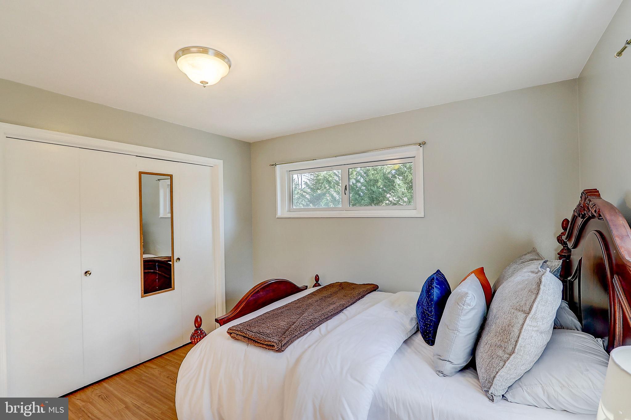 VIRGINIA HILLS - Residential