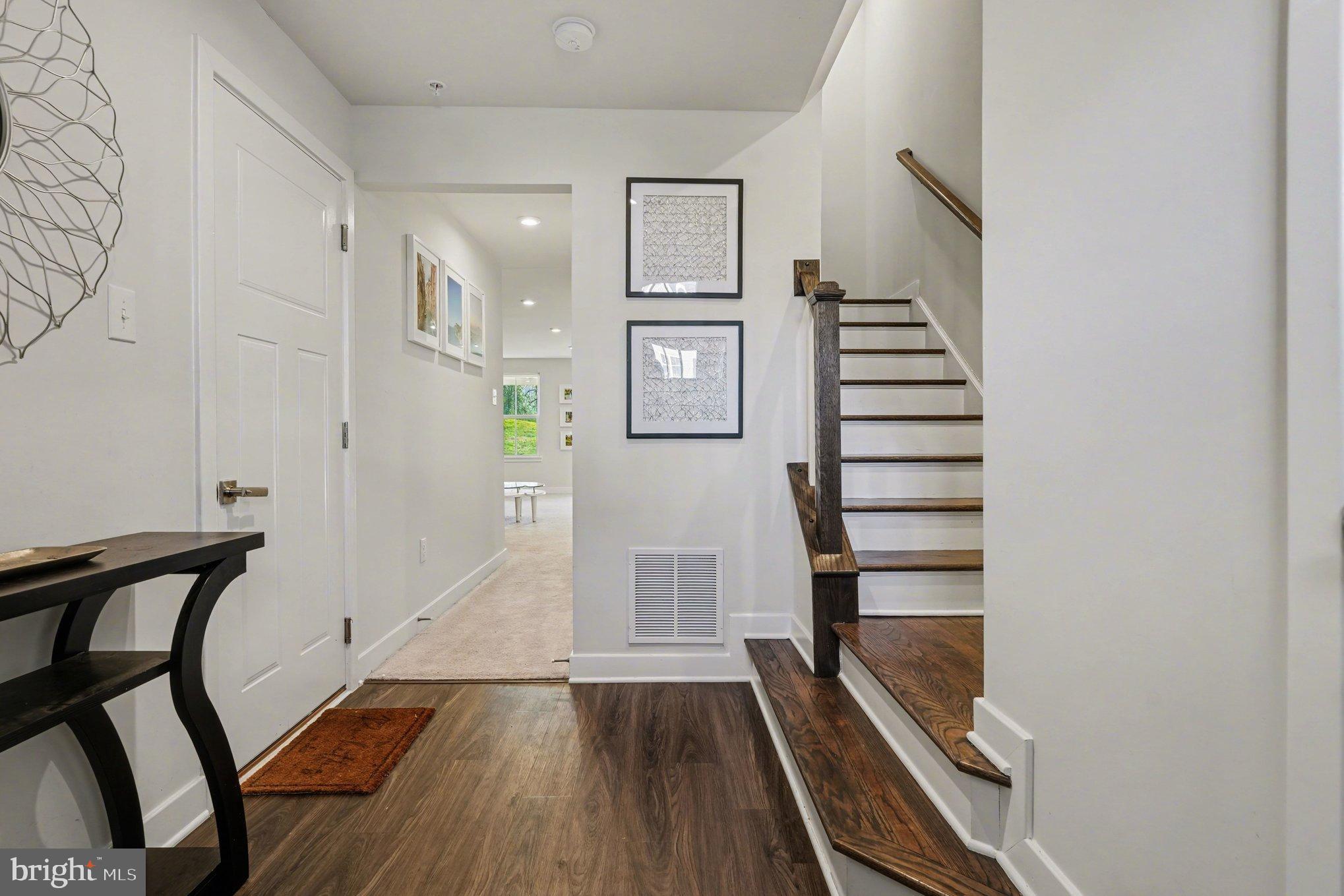 211 SUGAR MAPLE SQUARE