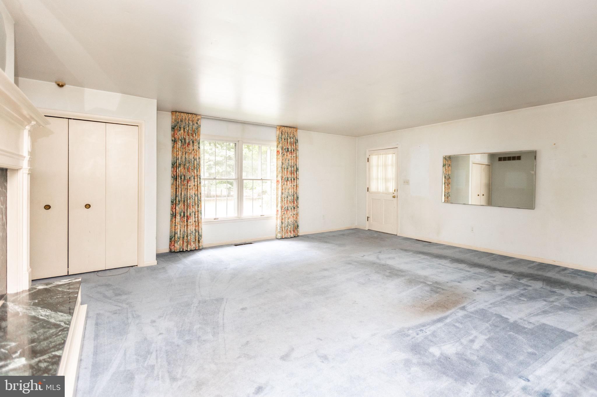 TOWSON - Residential