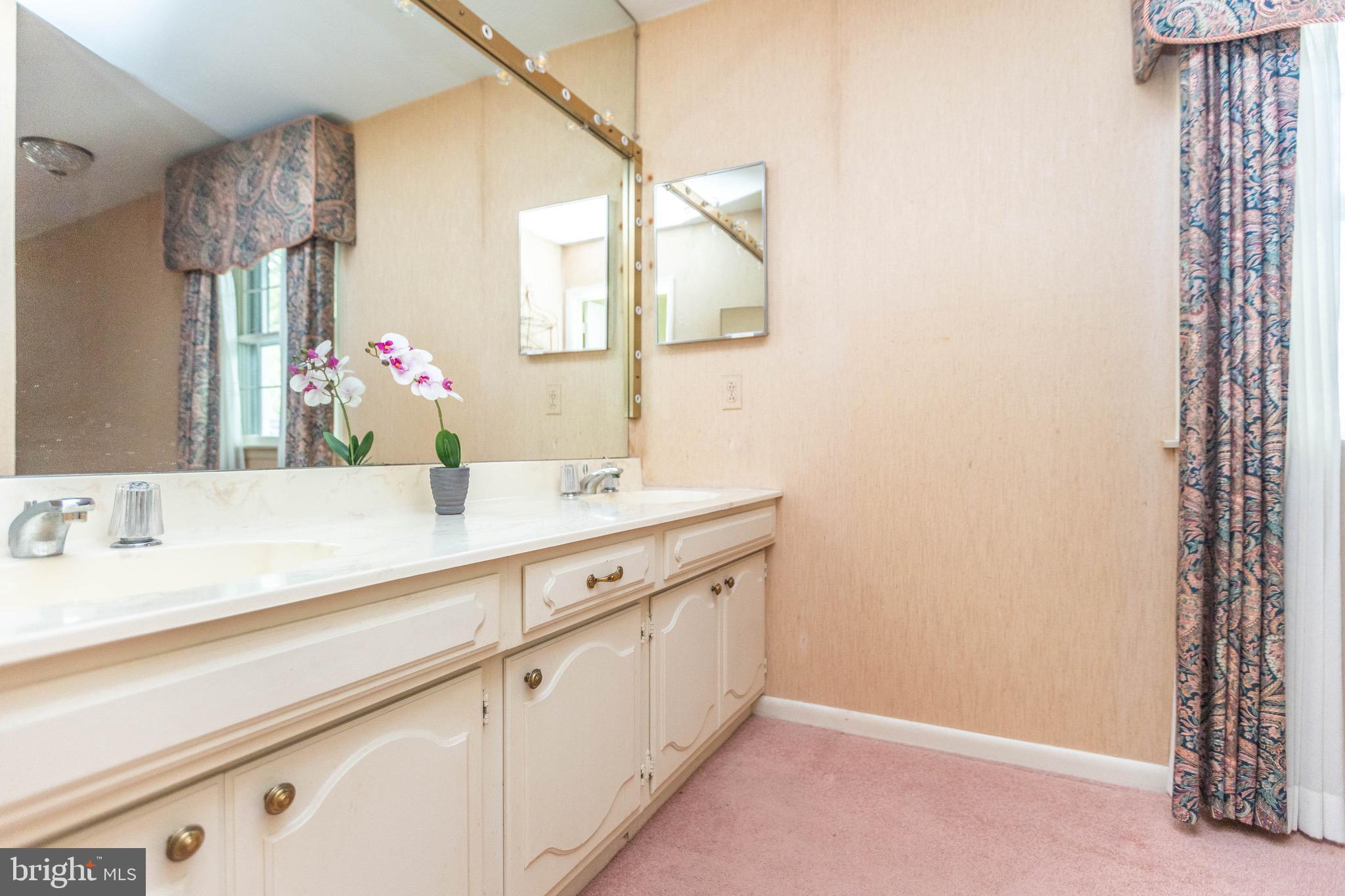 TOWSON - Residential