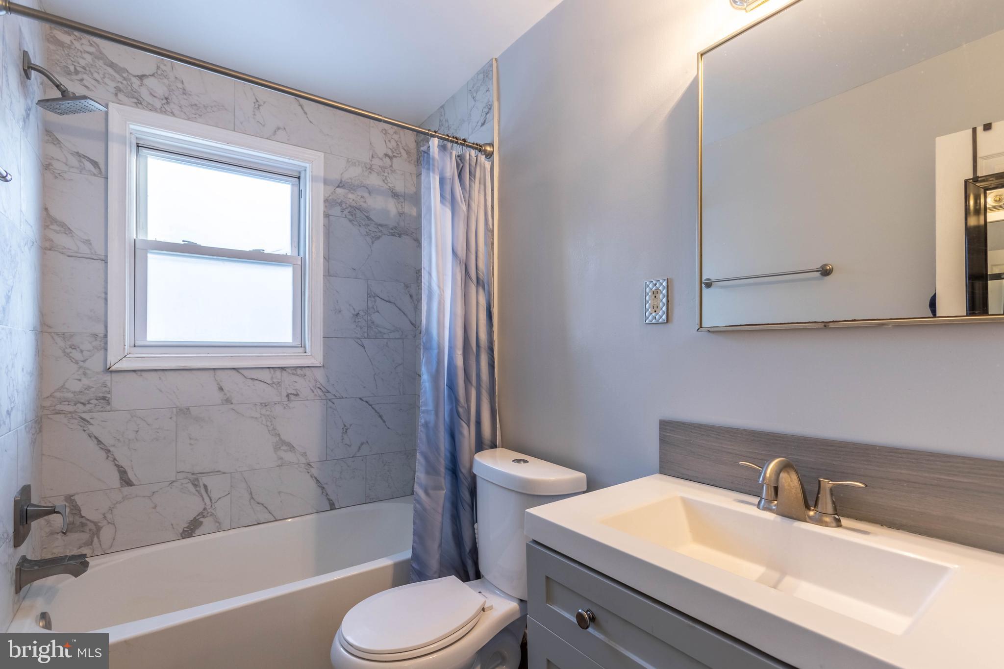 GLASSMANOR - Residential