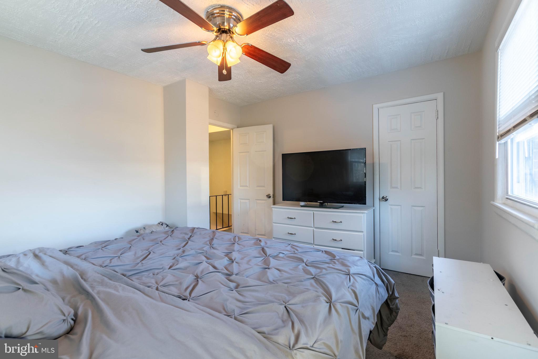 GLASSMANOR - Residential