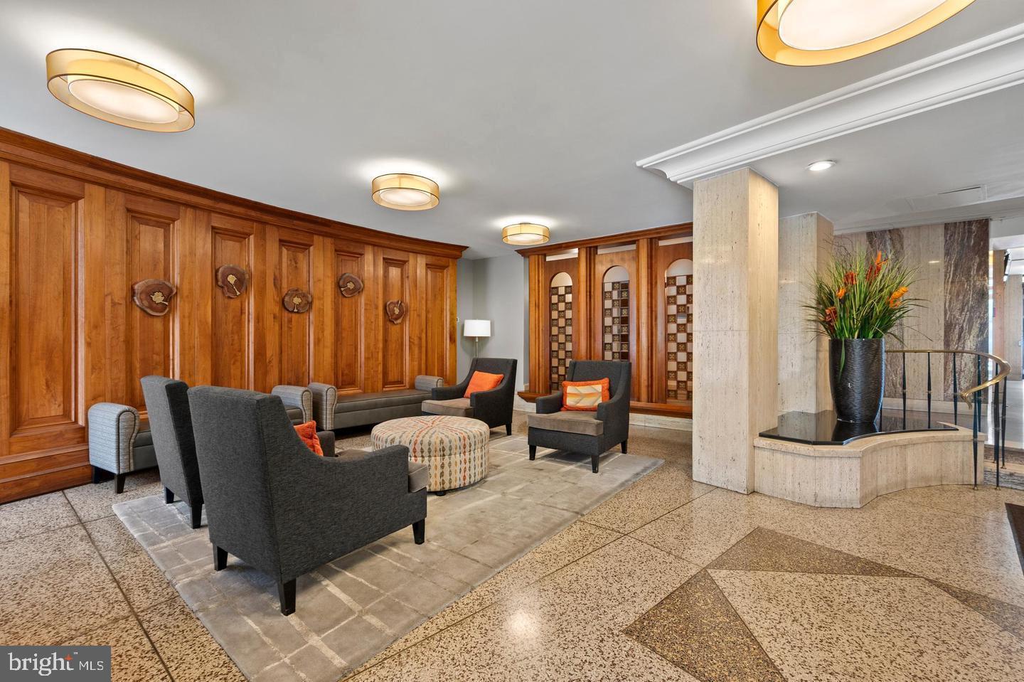 UNIVERSITY TOWERS CODM - Residential Lease