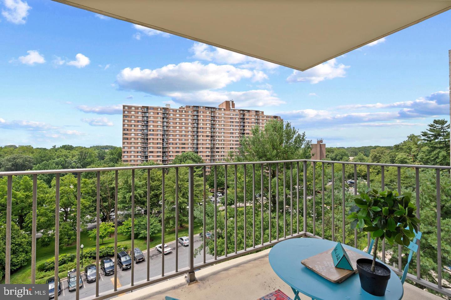 UNIVERSITY TOWERS CODM - Residential Lease