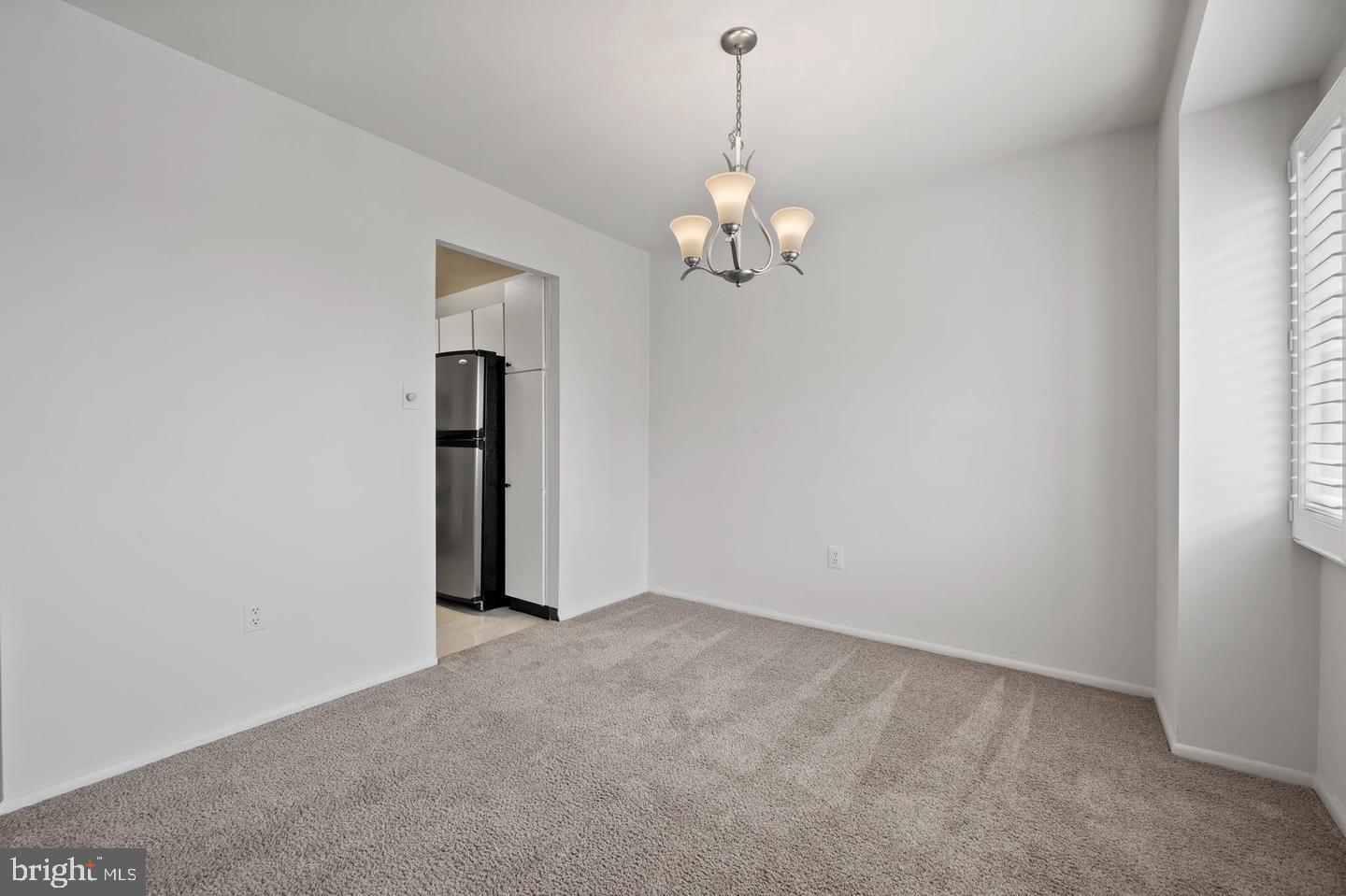 UNIVERSITY TOWERS CODM - Residential Lease