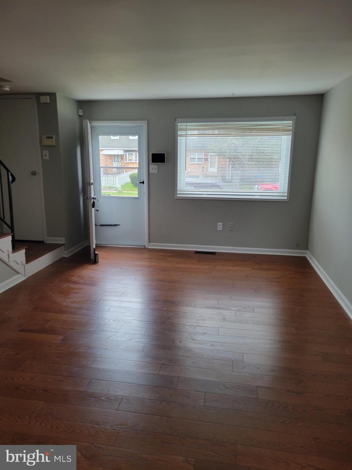 HAWTHORNE - Residential Lease