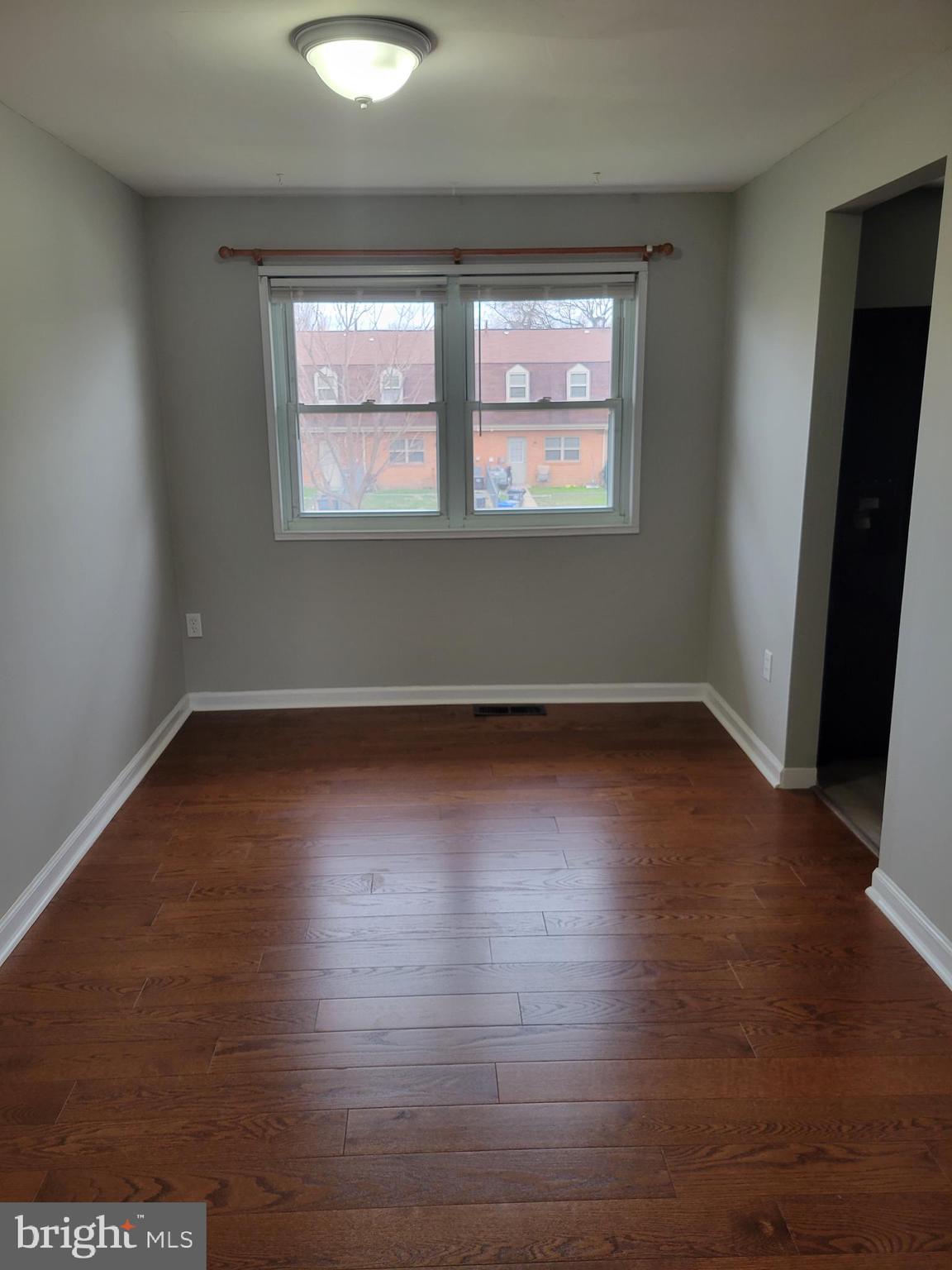 HAWTHORNE - Residential Lease
