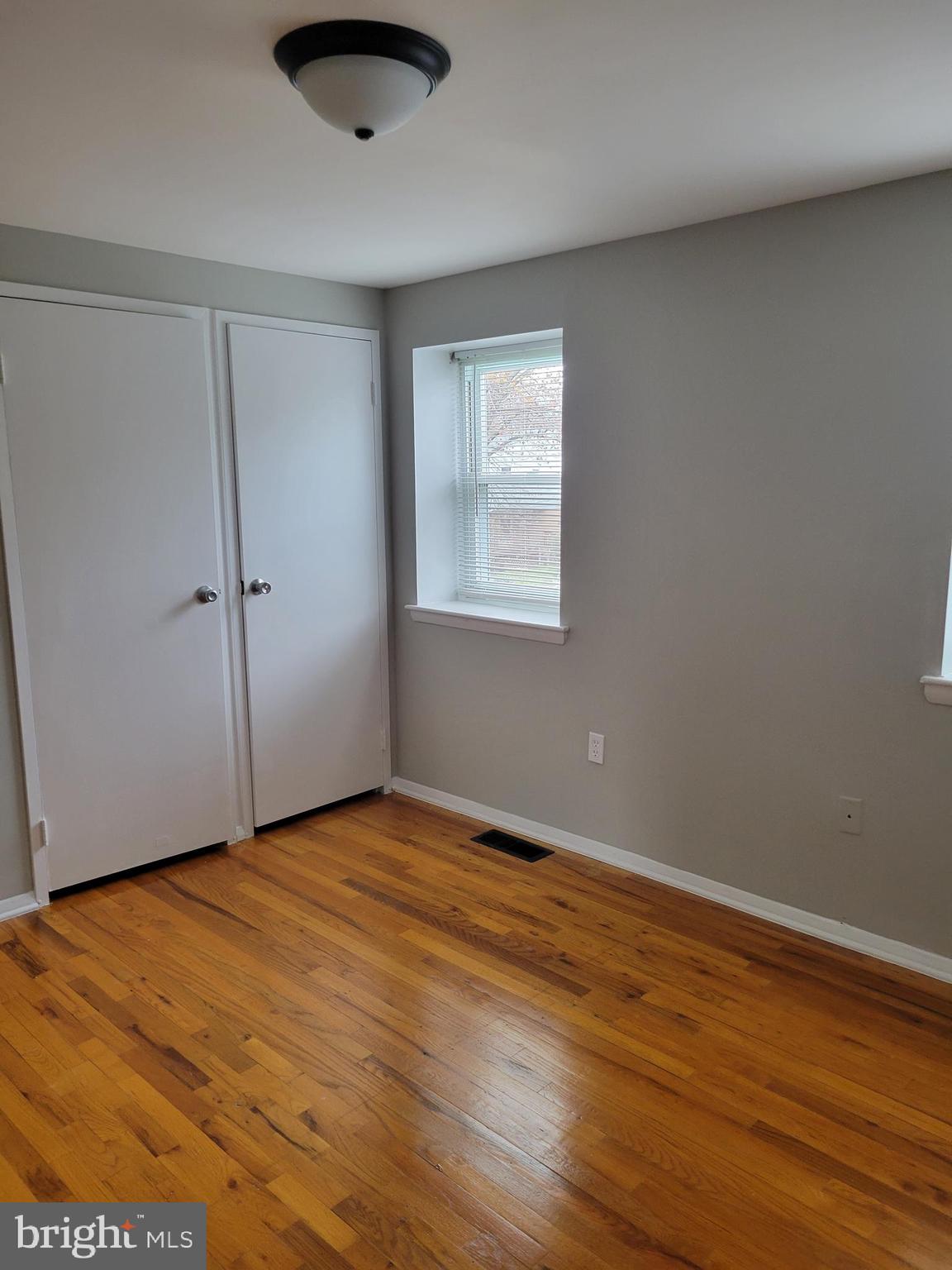 HAWTHORNE - Residential Lease