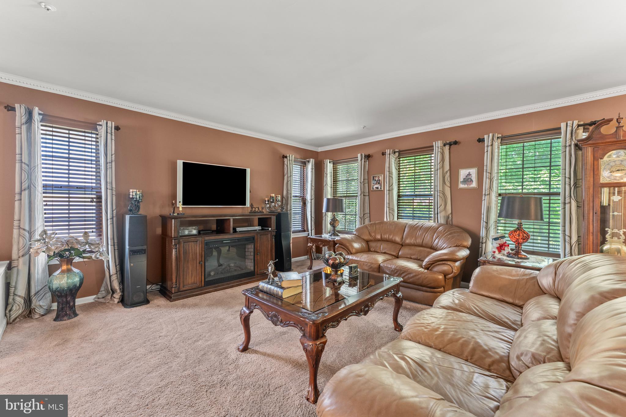 CHELTENHAM KNOLLS - Residential