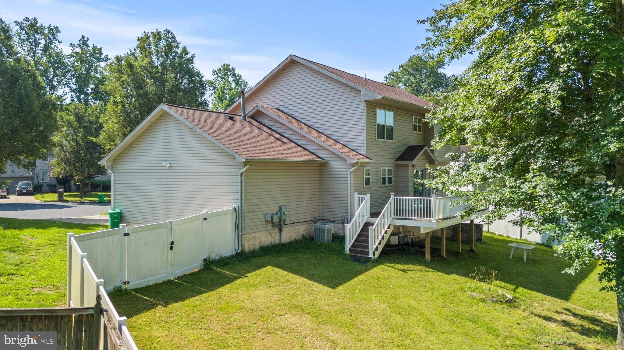 CHELTENHAM KNOLLS - Residential