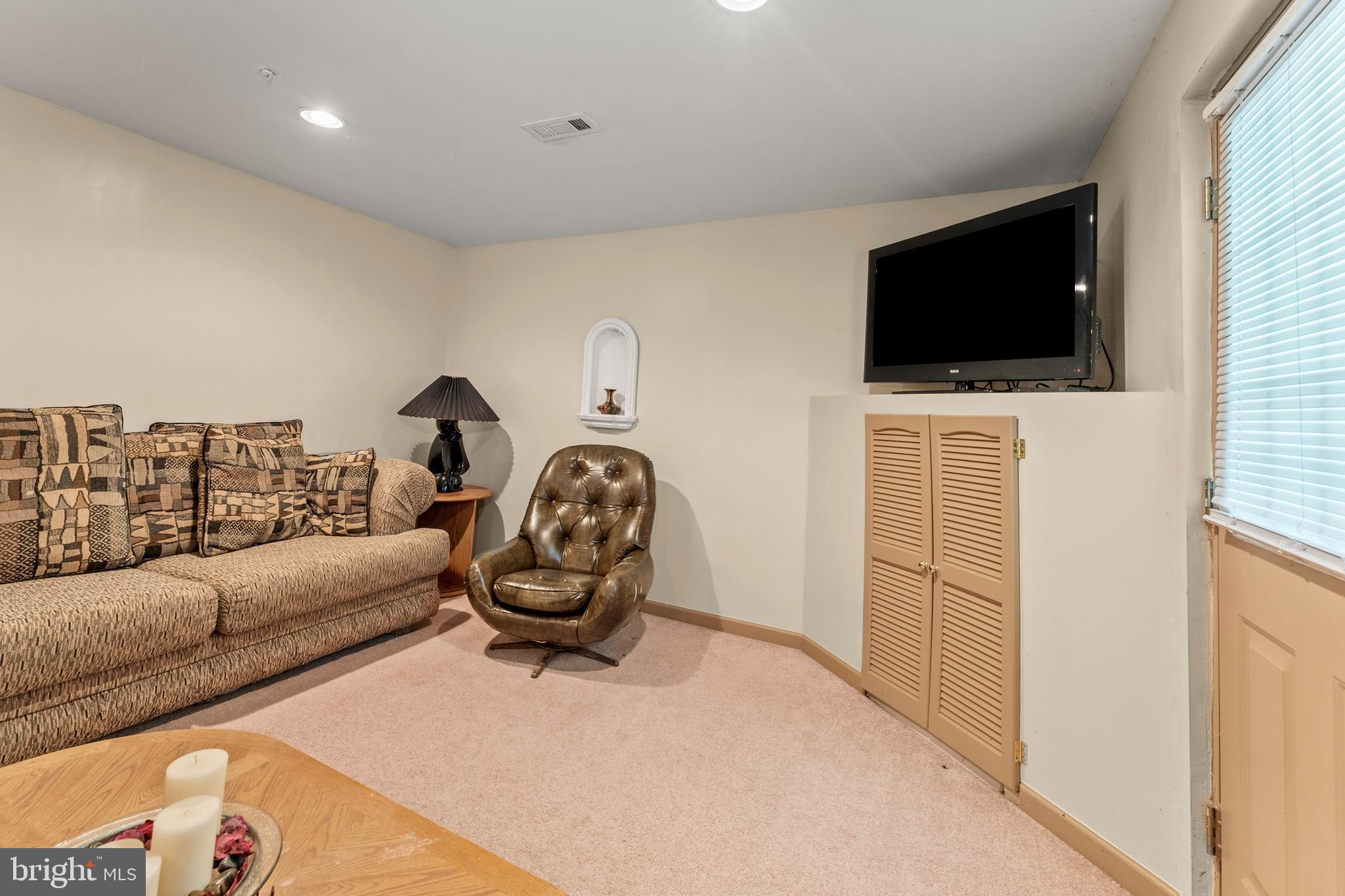 CHELTENHAM KNOLLS - Residential