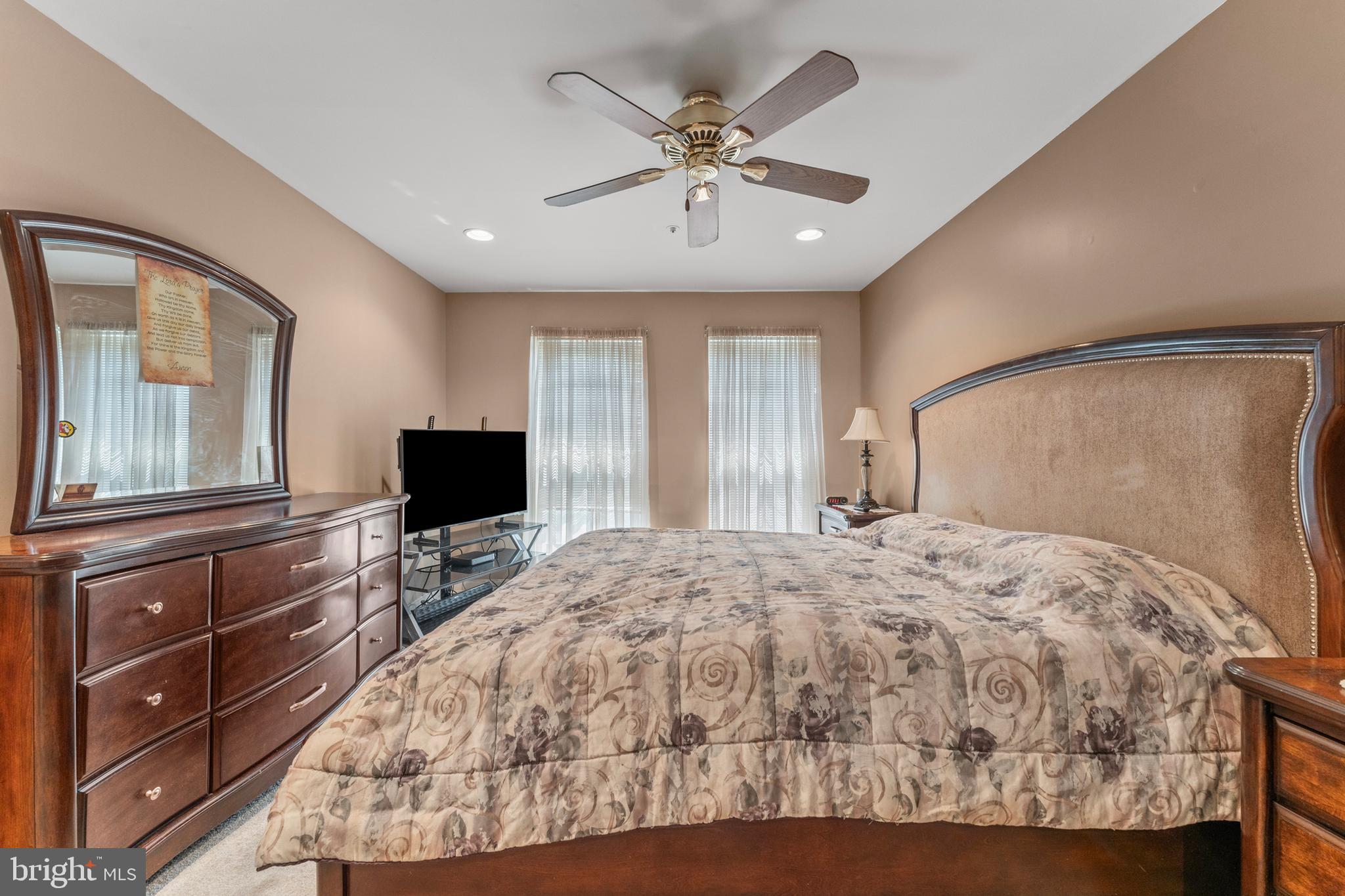 CHELTENHAM KNOLLS - Residential