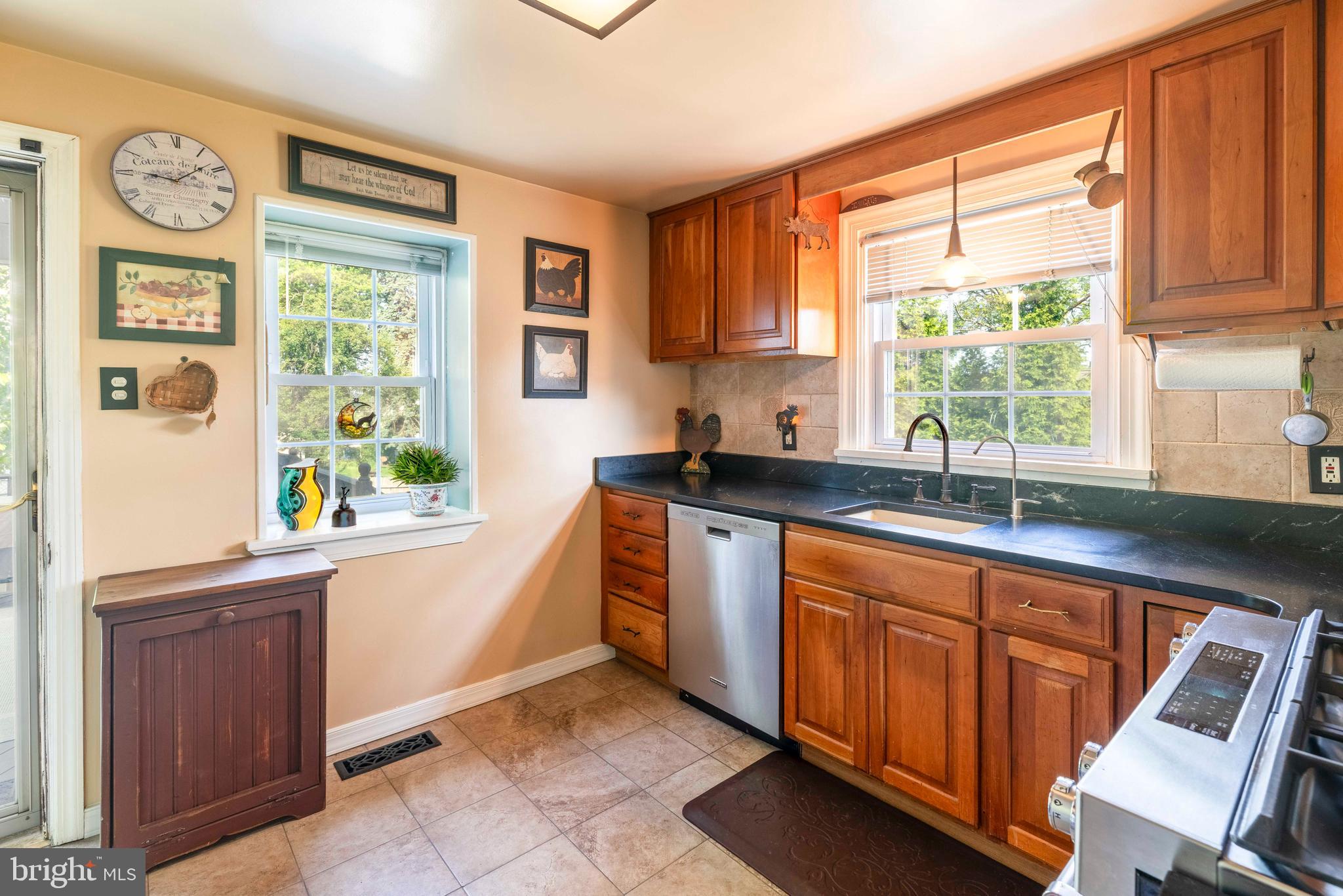 OVERLOOK HILLS - Residential