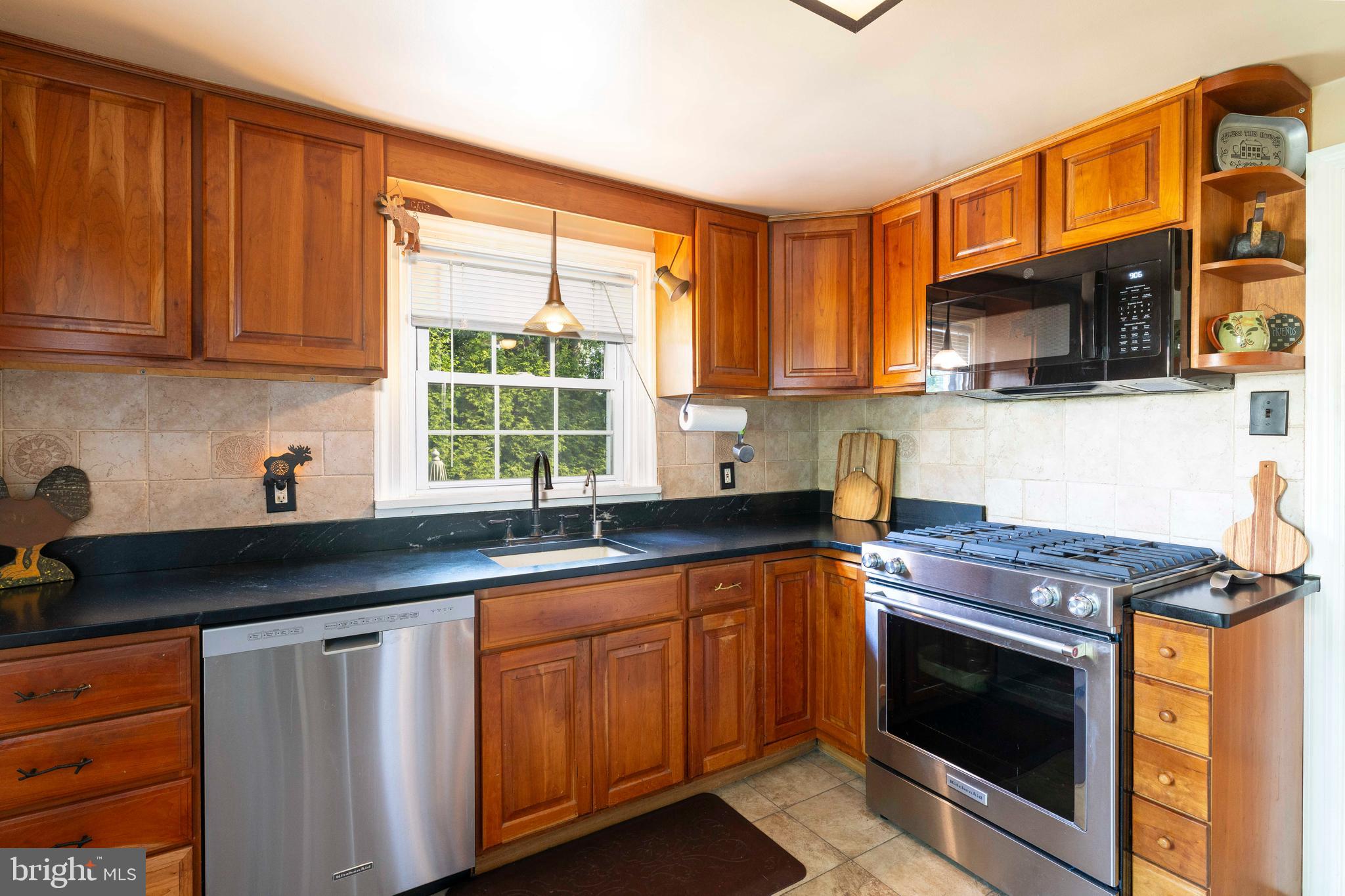 OVERLOOK HILLS - Residential