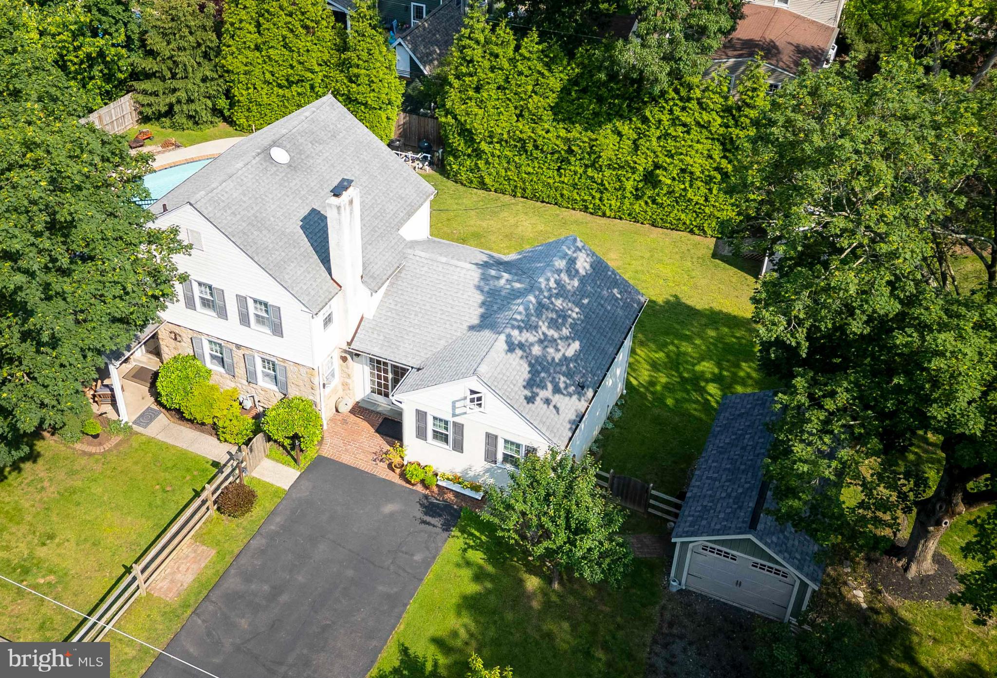 1864 EDGE HILL ROAD