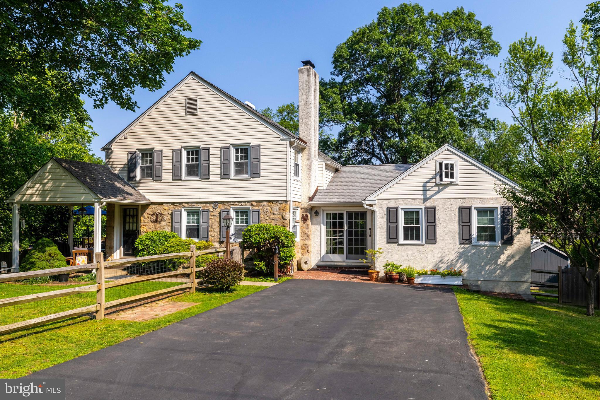 1864 EDGE HILL ROAD