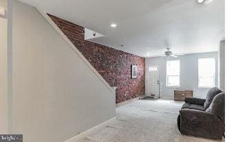 WHITMAN - Residential