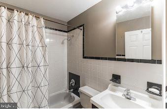 WHITMAN - Residential