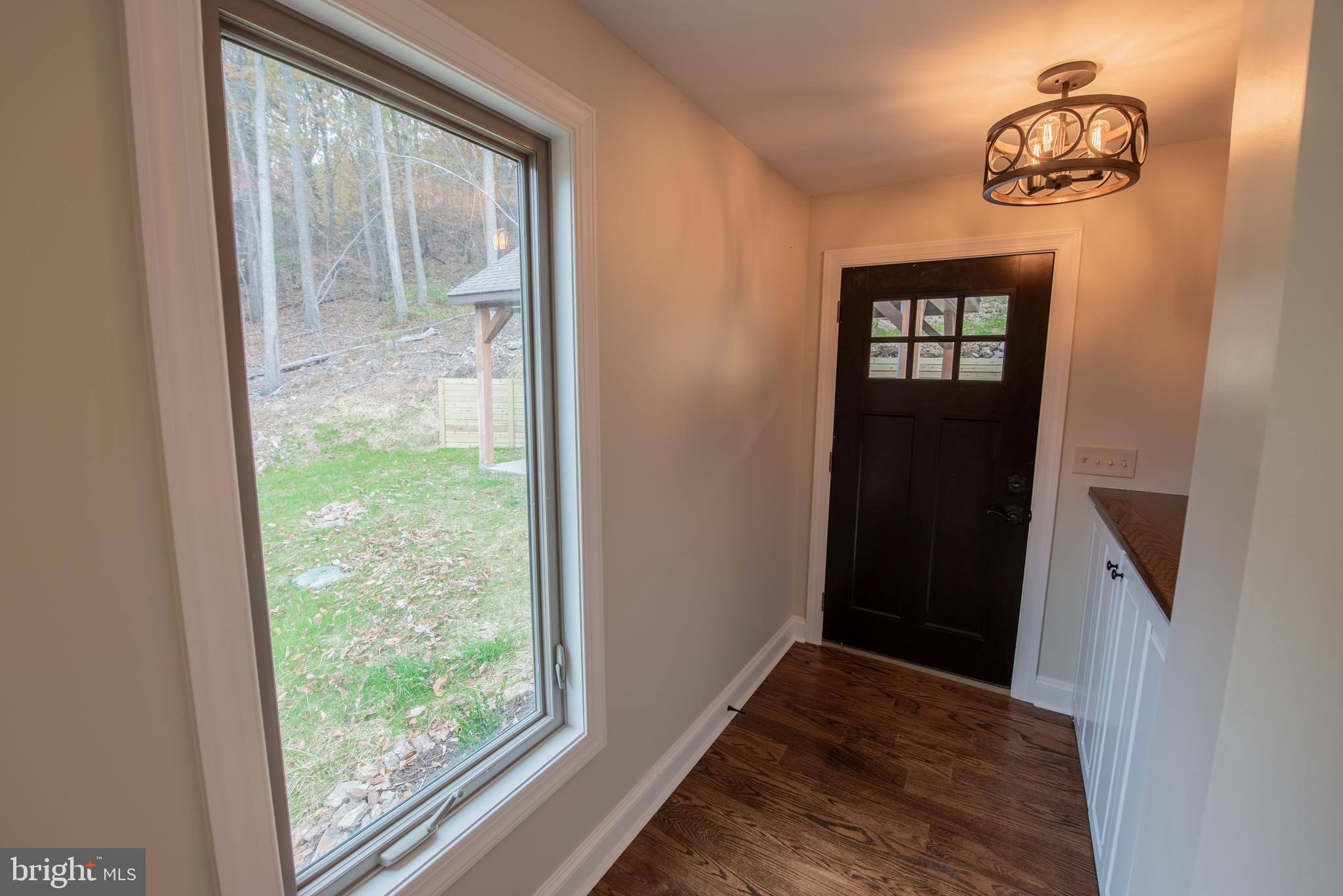 ROUND TOP ESTATES - Residential