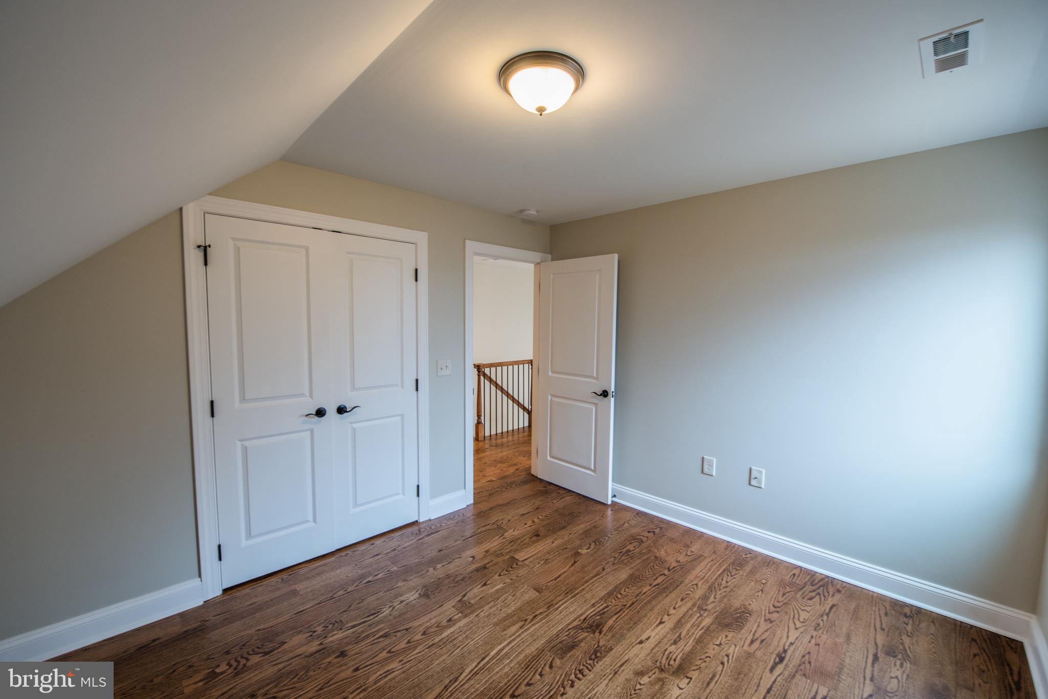 ROUND TOP ESTATES - Residential